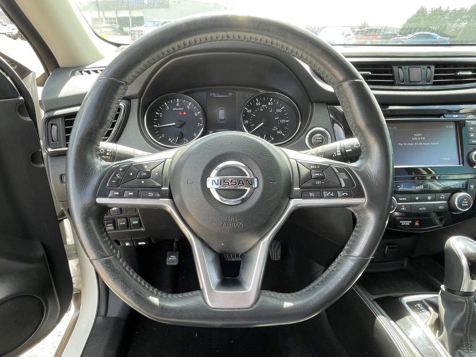 Used 2017 Nissan Rogue SL SUV for sale in Grand Island NE