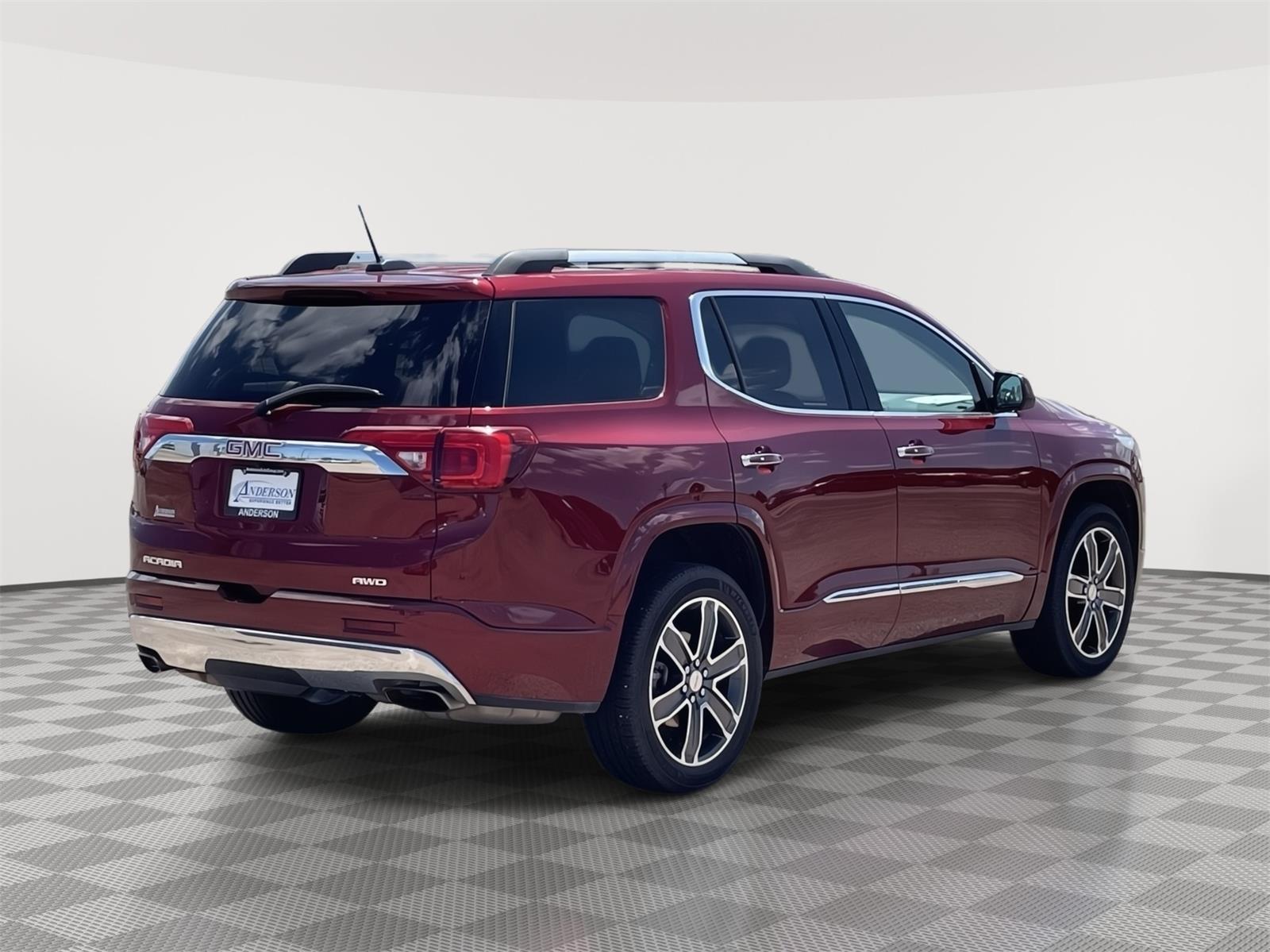 Pre-Owned 2018 GMC Acadia for sale in Grand Island NE