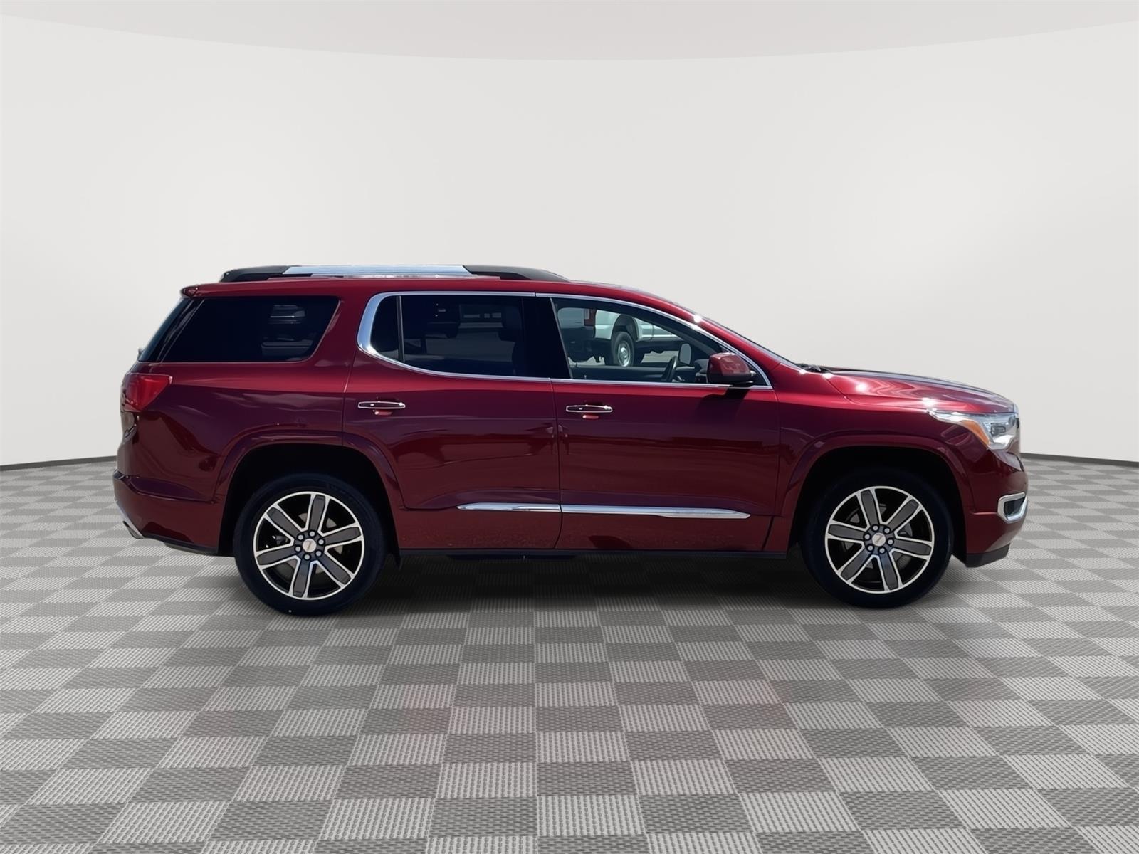 Pre-Owned 2018 GMC Acadia for sale in Grand Island NE