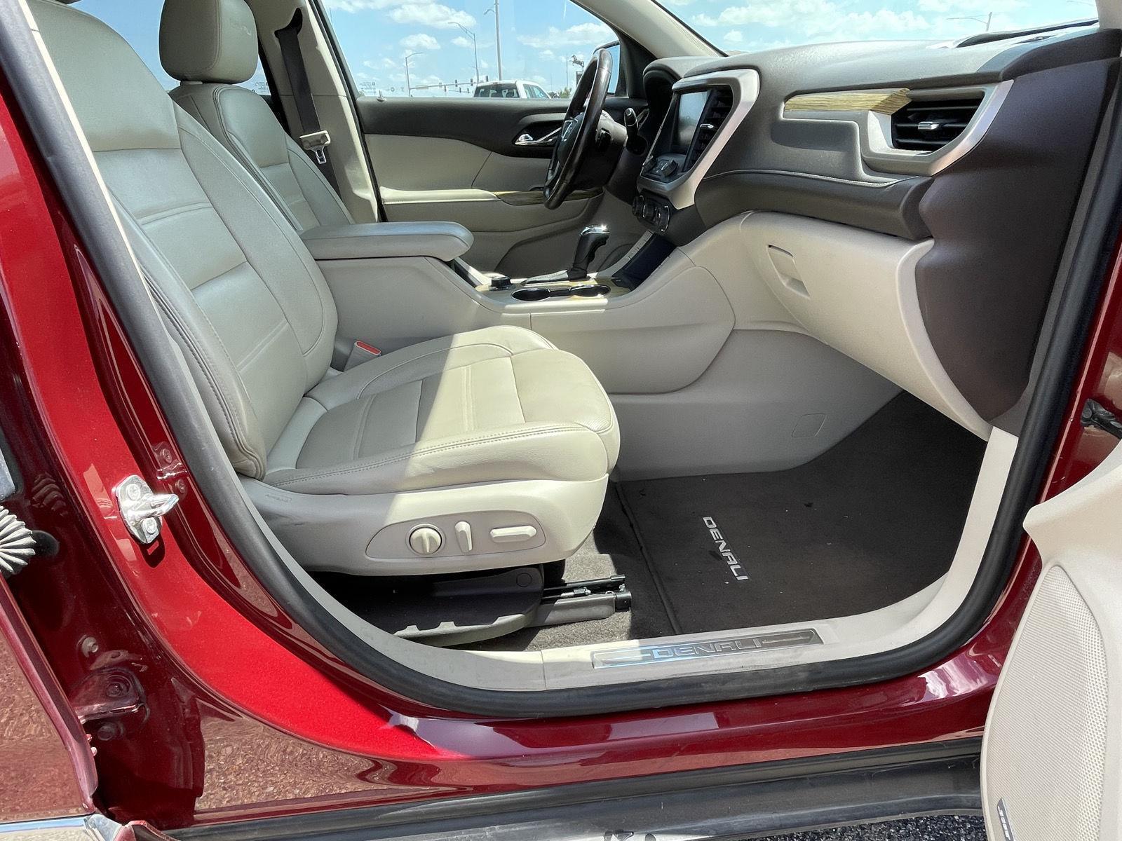 Pre-Owned 2018 GMC Acadia for sale in Grand Island NE