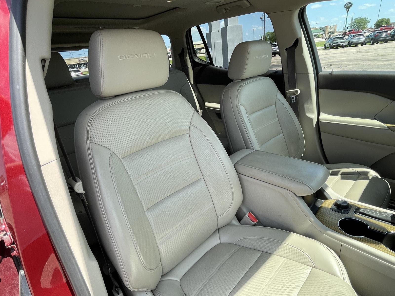 Pre-Owned 2018 GMC Acadia for sale in Grand Island NE