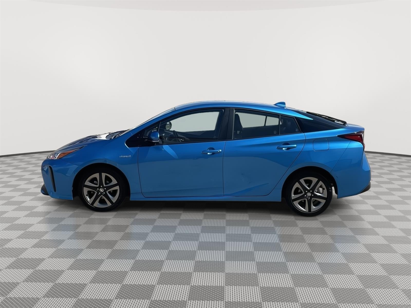 Used 2019 Toyota Prius XLE Hatchback for sale in Grand Island NE