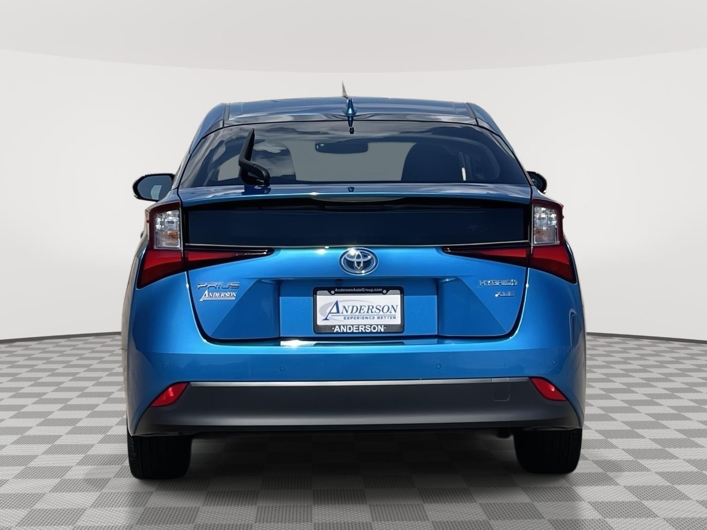 Used 2019 Toyota Prius XLE Hatchback for sale in Grand Island NE