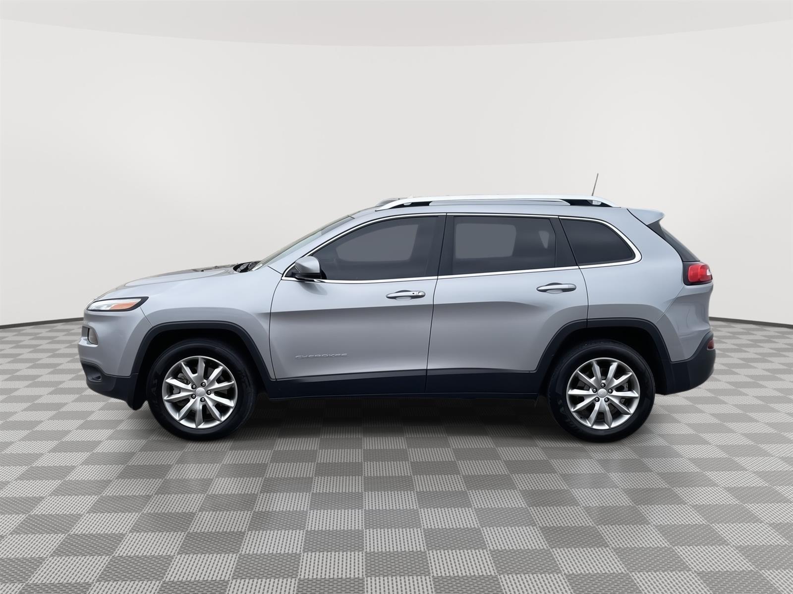 Used 2018 Jeep Cherokee Limited SUV for sale in Grand Island NE