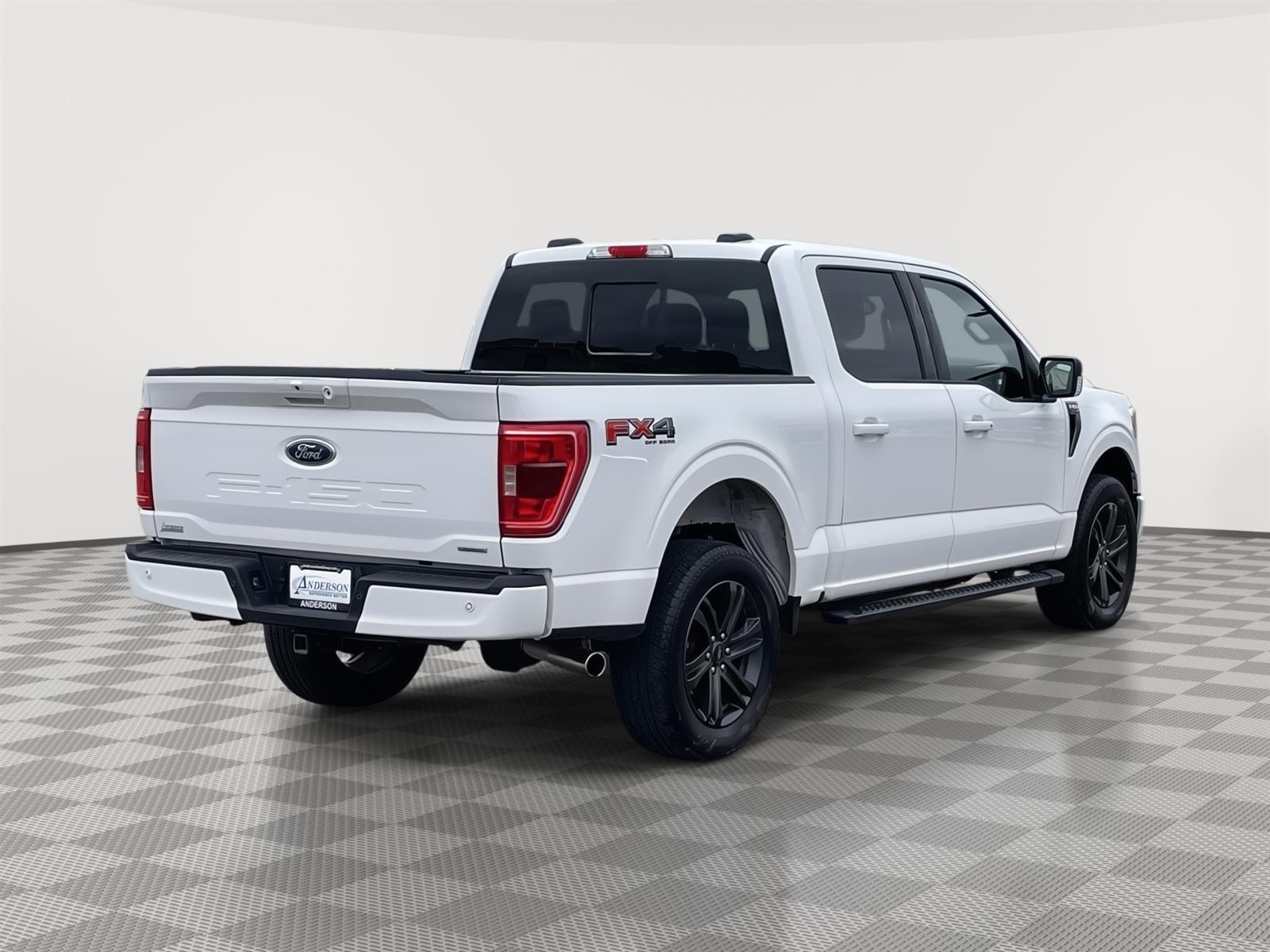 Used 2022 Ford F-150 XLT Crew Cab Truck for sale in Grand Island NE
