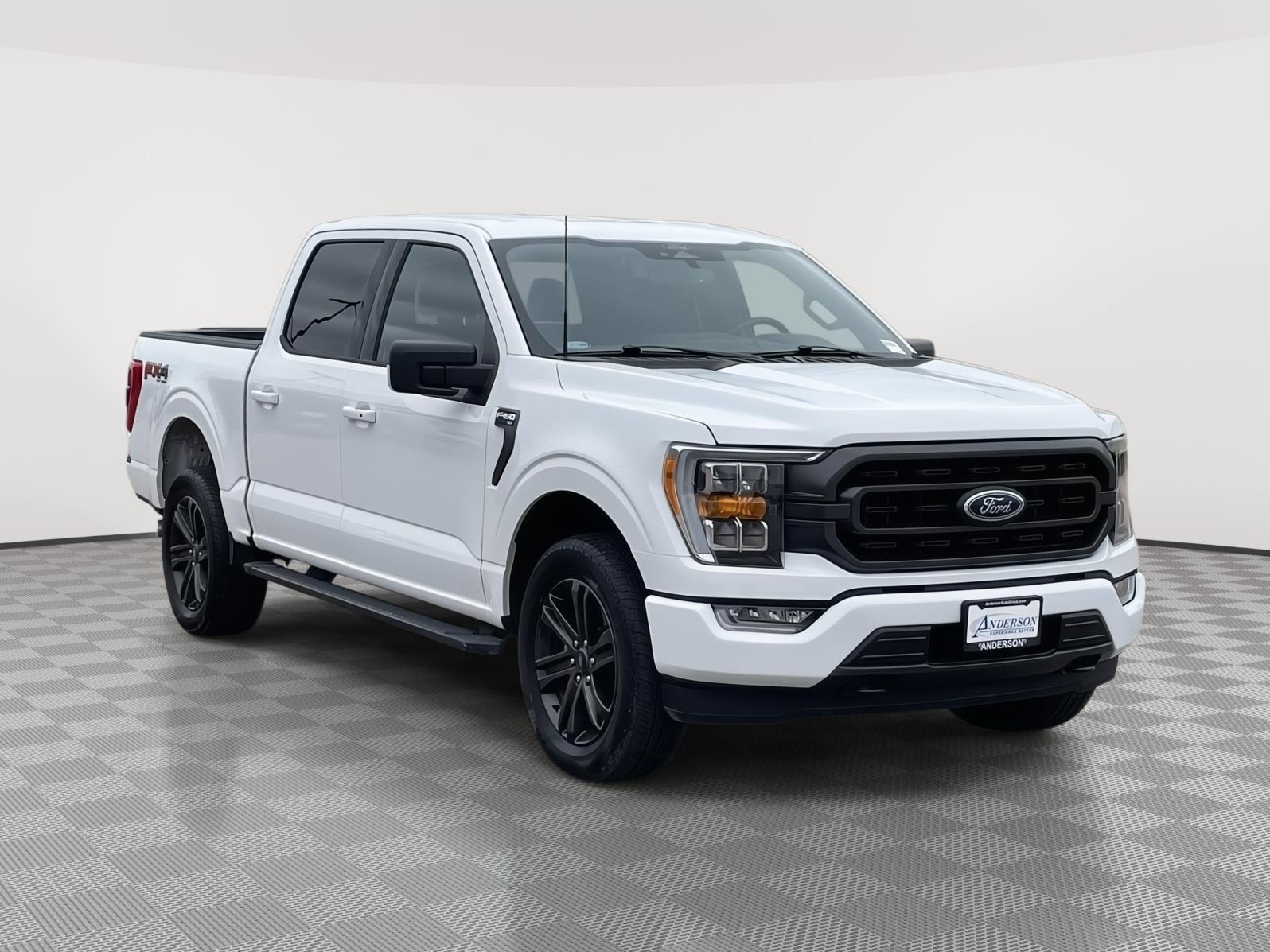 Used 2022 Ford F-150 XLT Crew Cab Truck for sale in Grand Island NE