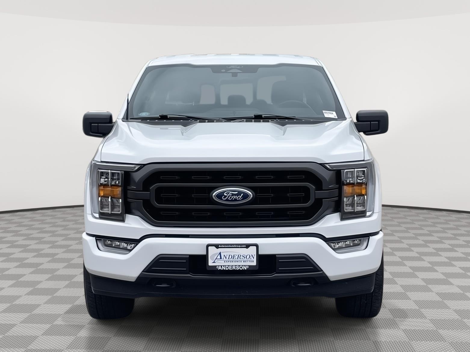 Used 2022 Ford F-150 XLT Crew Cab Truck for sale in Grand Island NE