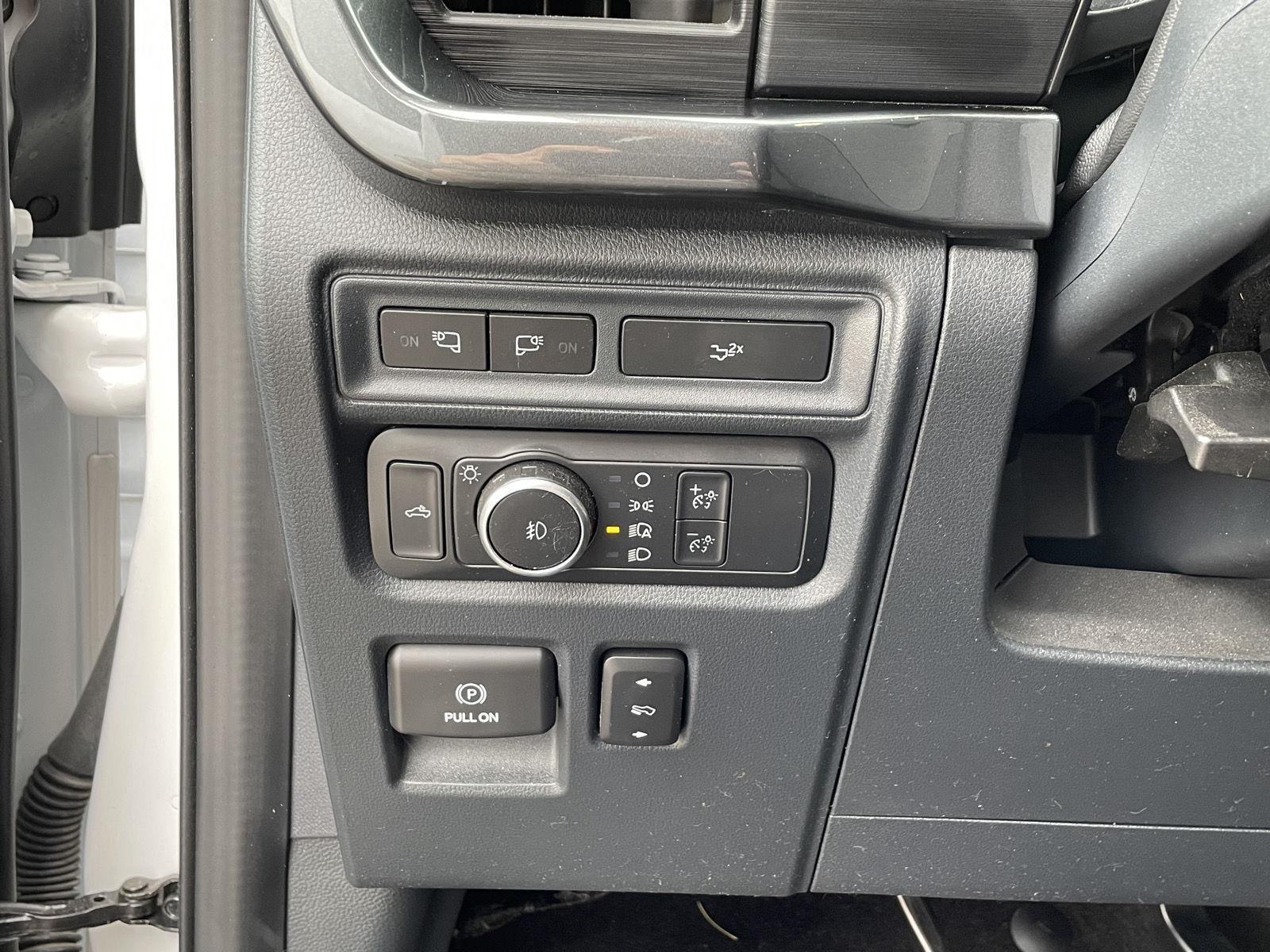 Used 2022 Ford F-150 XLT Crew Cab Truck for sale in Grand Island NE