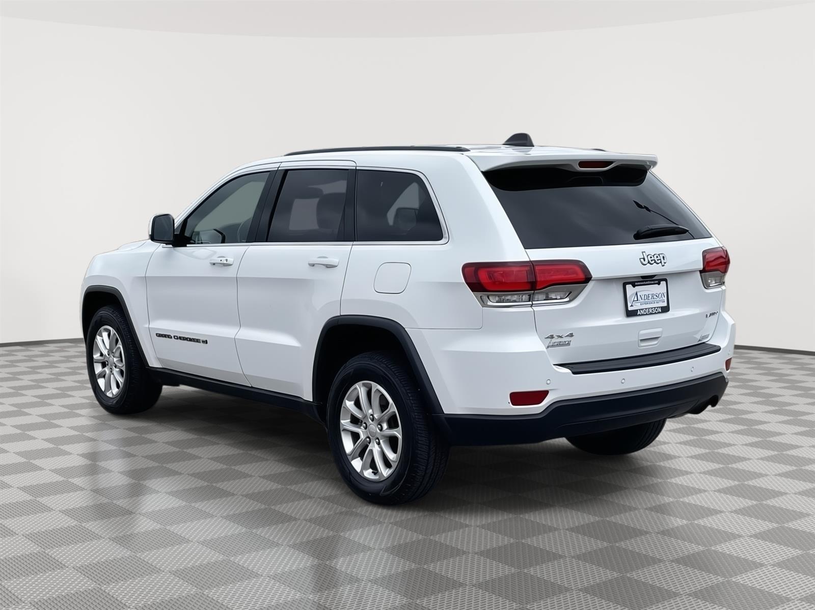 Used 2022 Jeep Grand Cherokee WK Laredo E SUV for sale in Grand Island NE