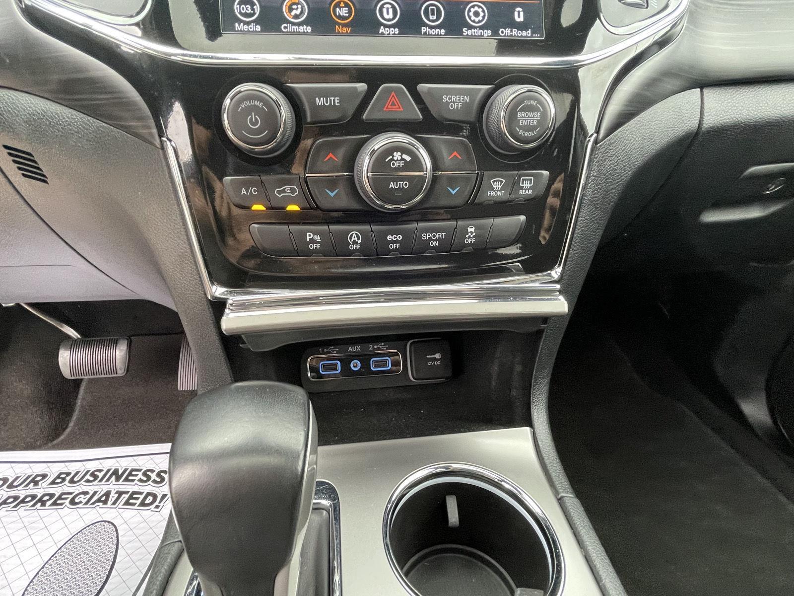 Used 2022 Jeep Grand Cherokee WK Laredo E SUV for sale in Grand Island NE