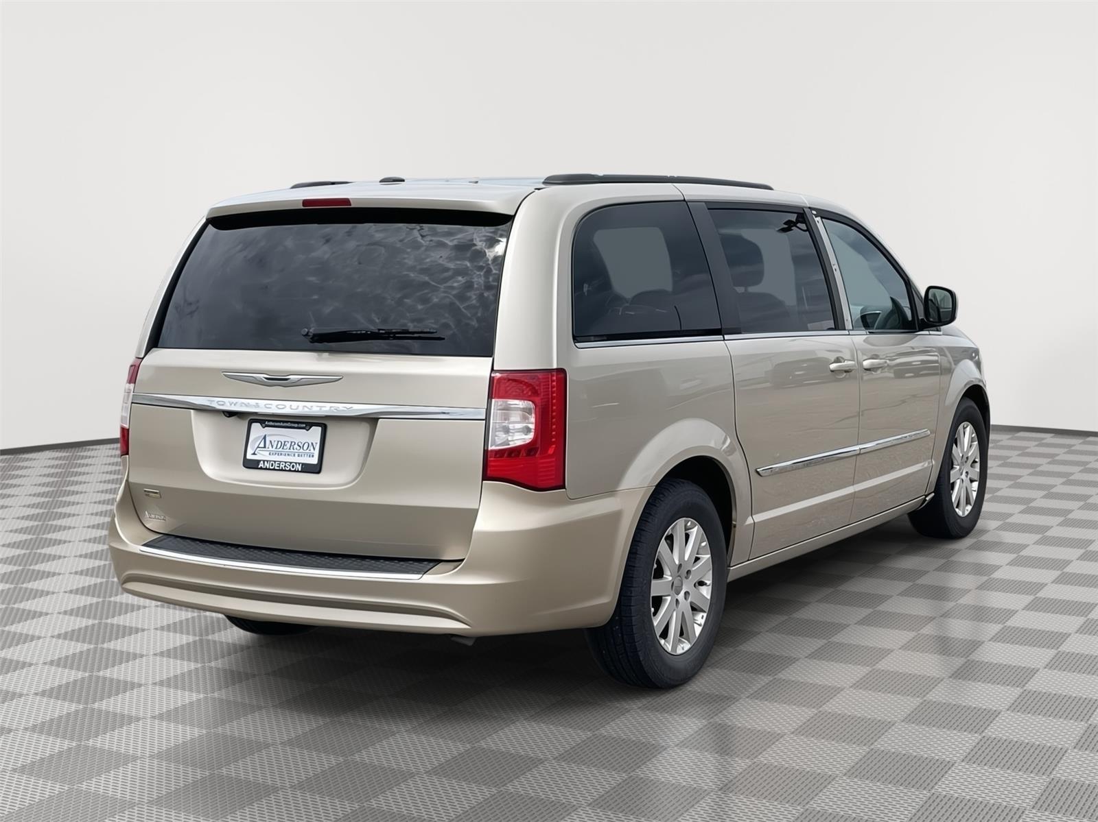 Pre-Owned 2015 Chrysler Town and Country for sale in Grand Island NE