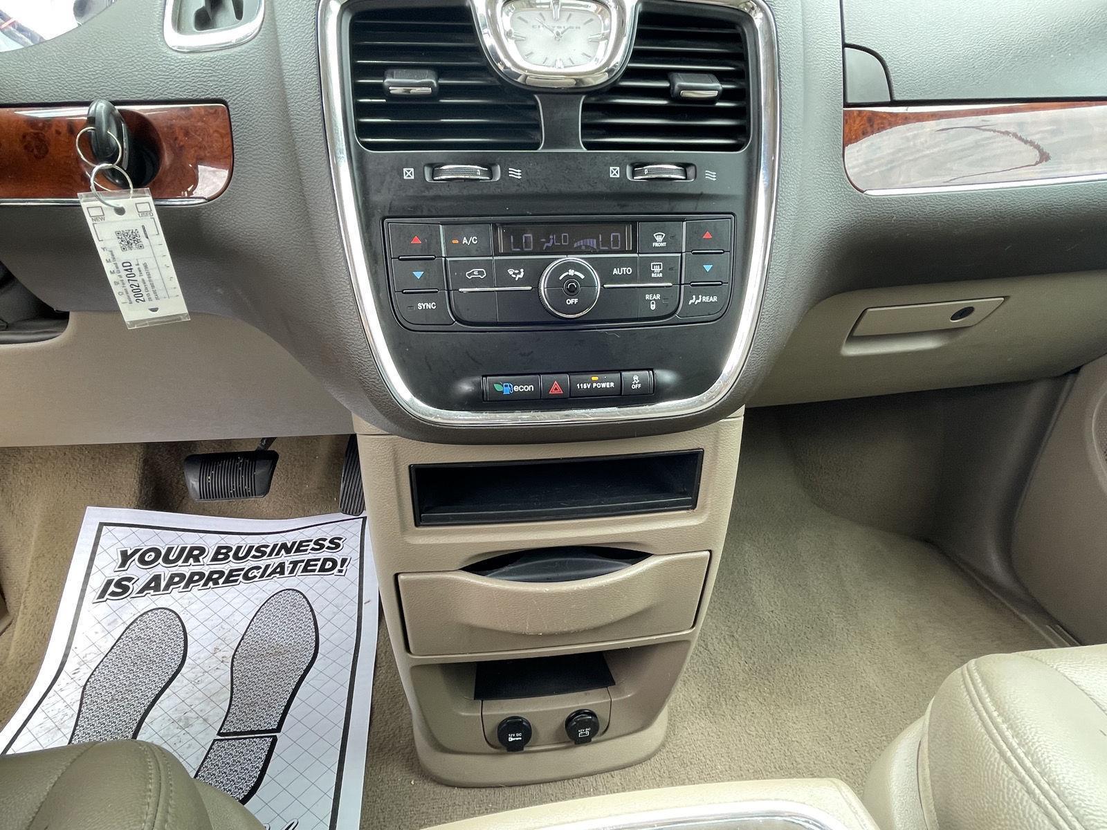 Pre-Owned 2015 Chrysler Town and Country for sale in Grand Island NE