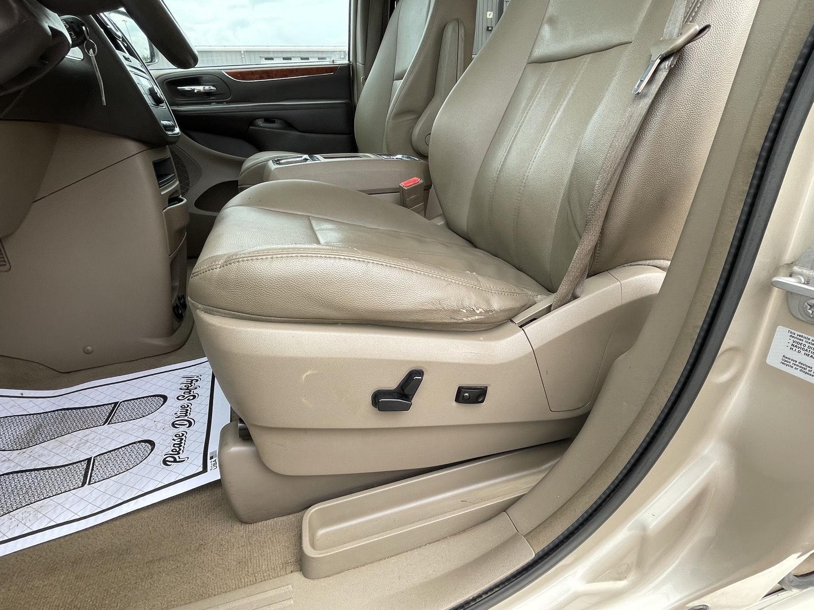 Pre-Owned 2015 Chrysler Town and Country for sale in Grand Island NE
