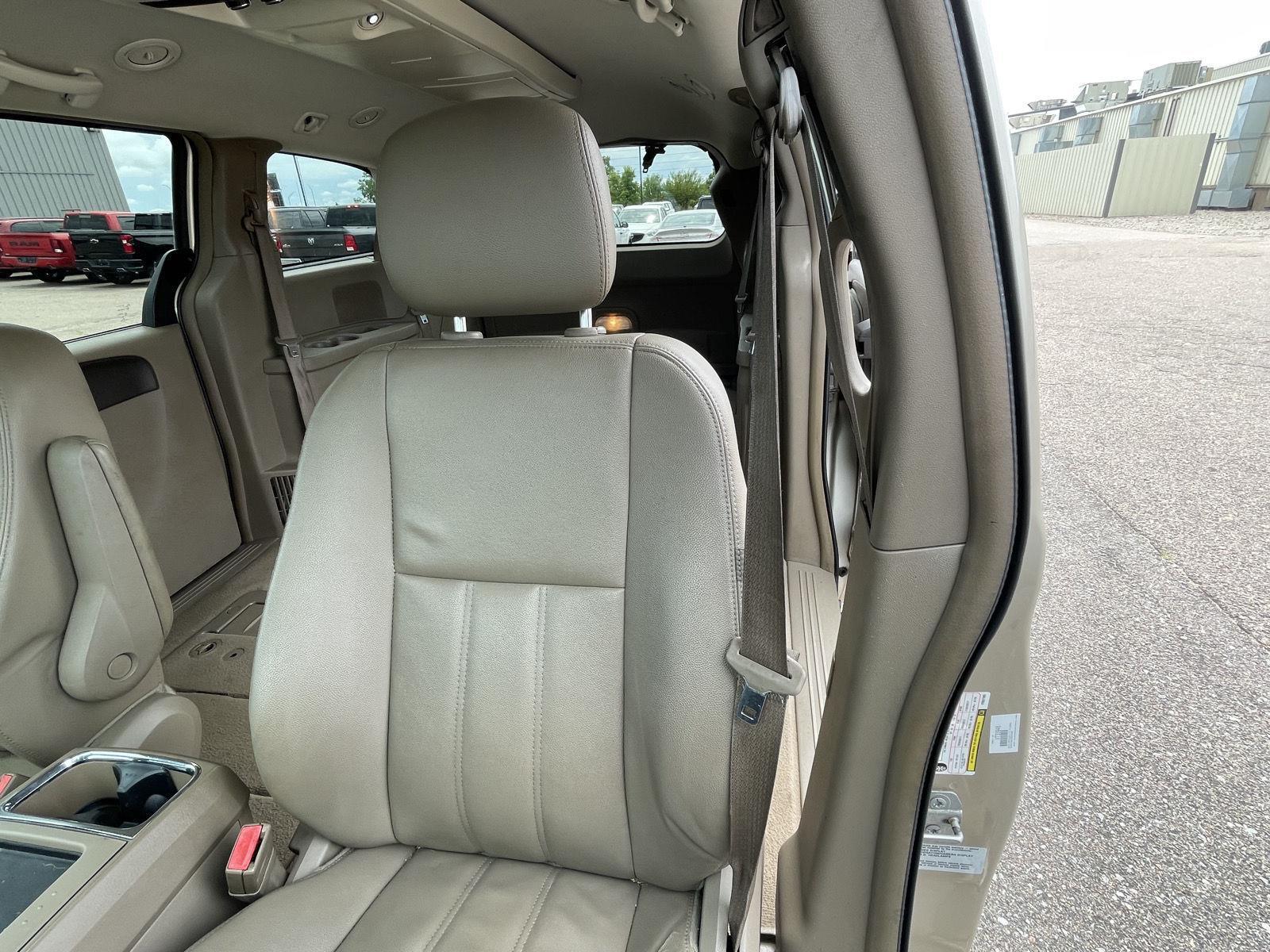 Pre-Owned 2015 Chrysler Town and Country for sale in Grand Island NE