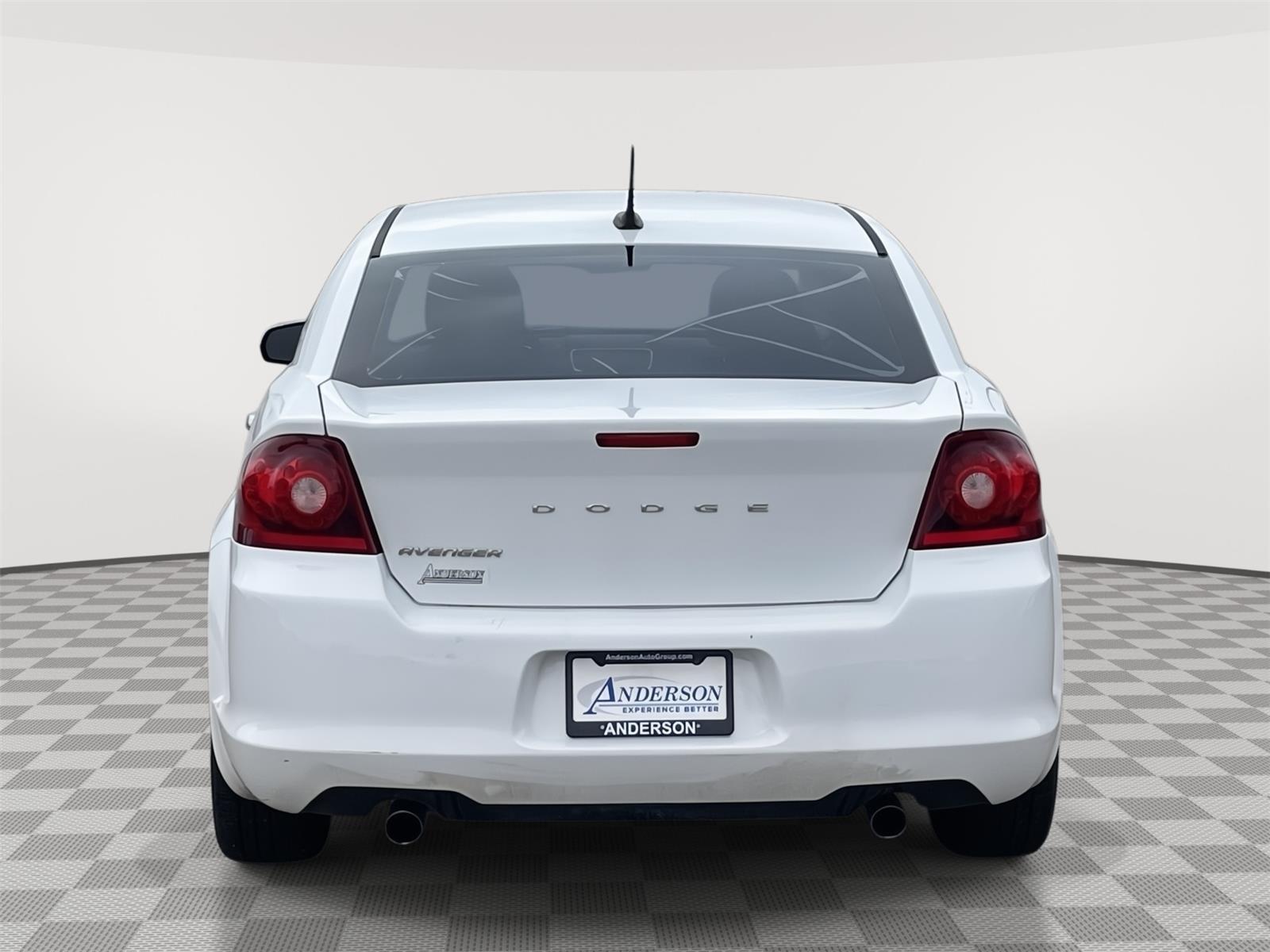 Used 2014 Dodge Avenger SE Sedan for sale in Grand Island NE
