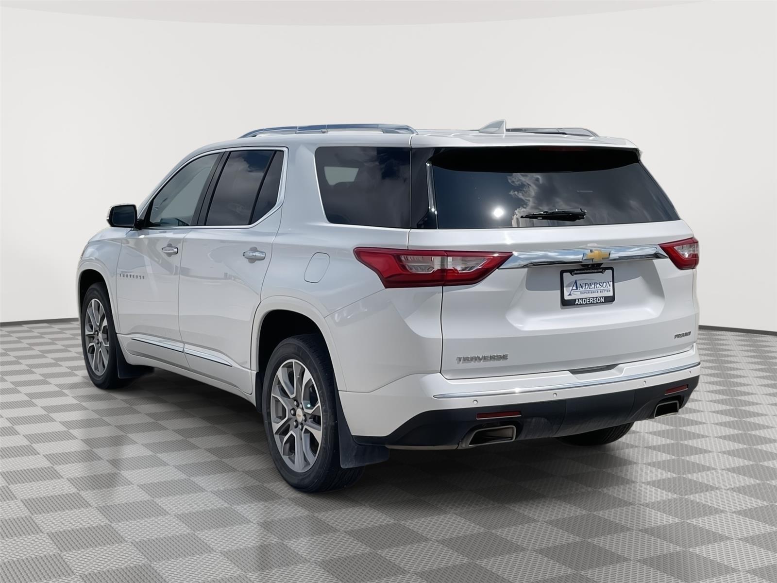 Pre-Owned 2020 Chevrolet Traverse for sale in Grand Island NE