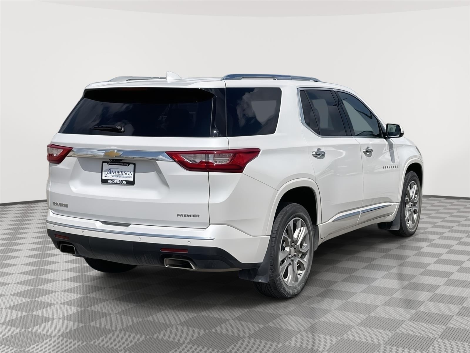 Pre-Owned 2020 Chevrolet Traverse for sale in Grand Island NE
