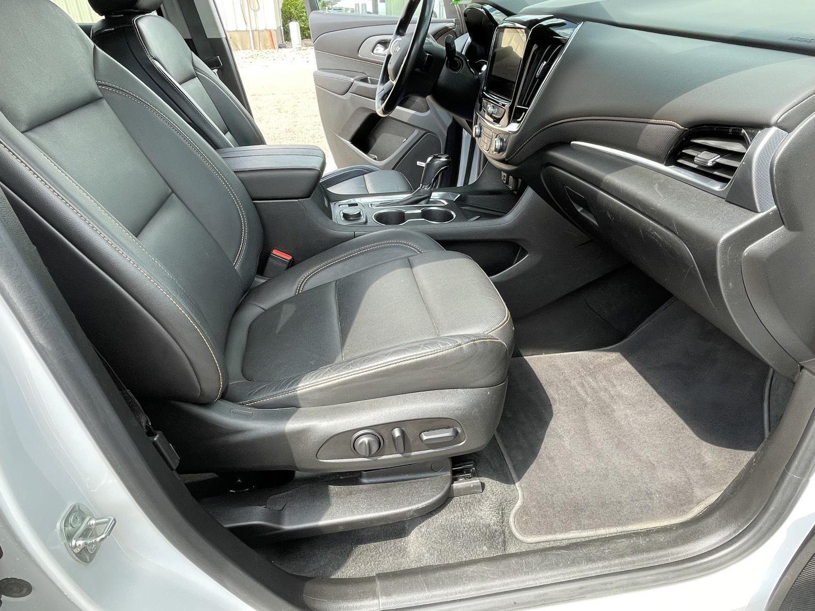 Pre-Owned 2020 Chevrolet Traverse for sale in Grand Island NE