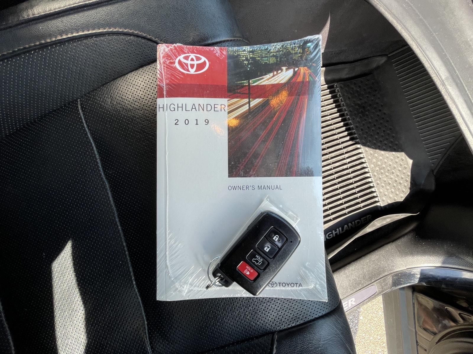 Used 2019 Toyota Highlander for sale in Grand Island NE