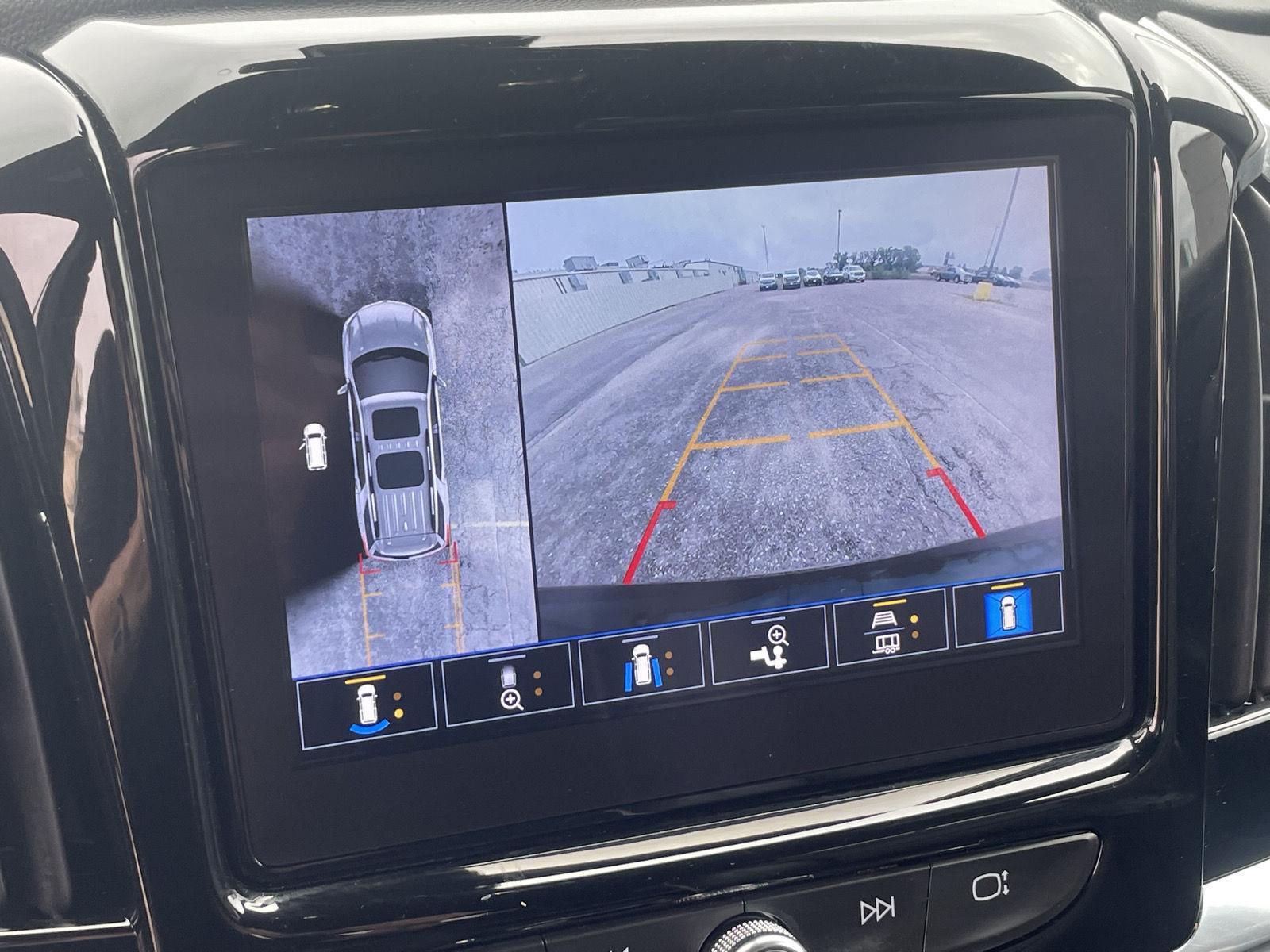Used 2023 Chevrolet Traverse for sale in Grand Island NE