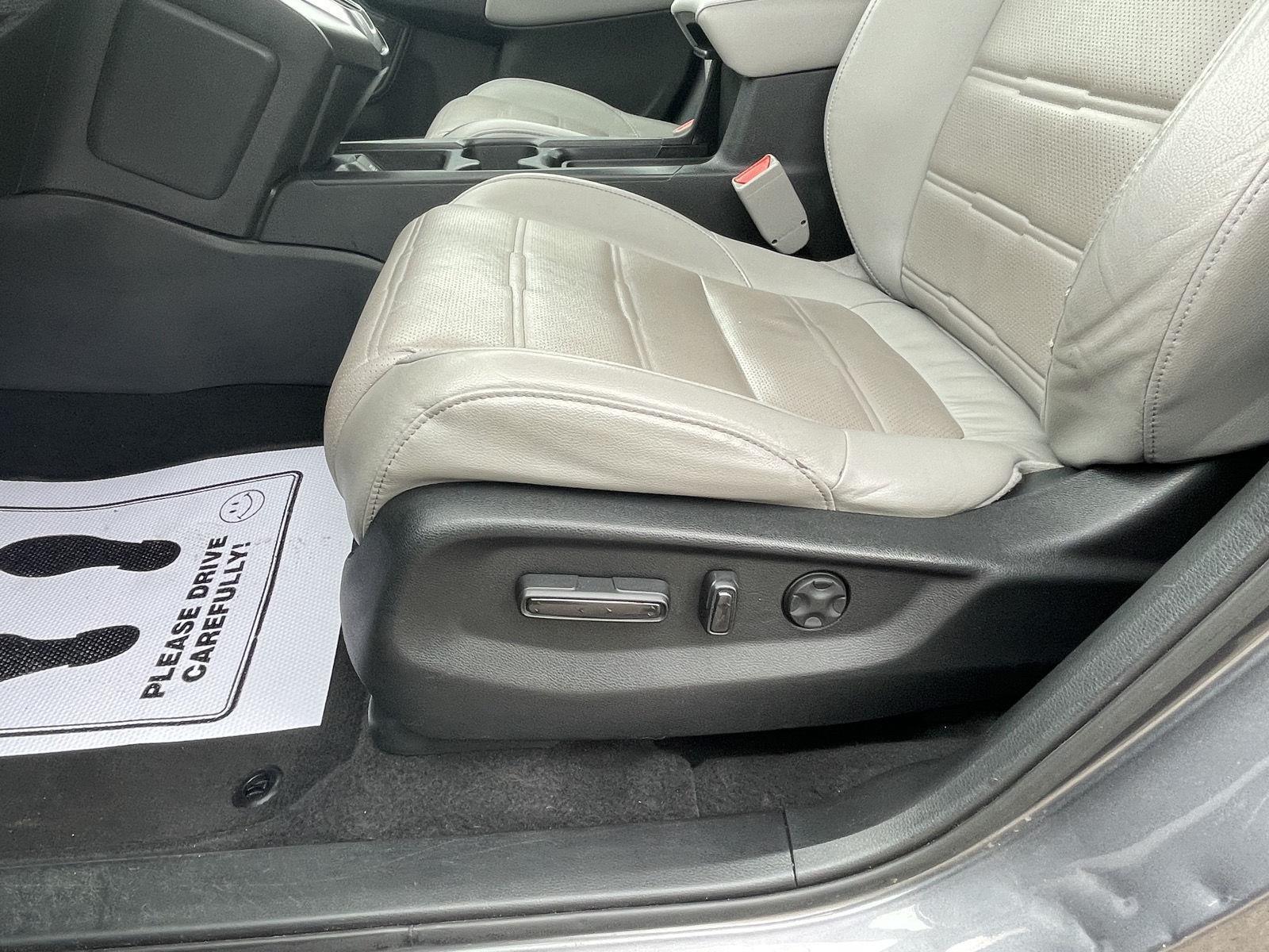 Pre-Owned 2017 Honda CR-V for sale in Grand Island NE