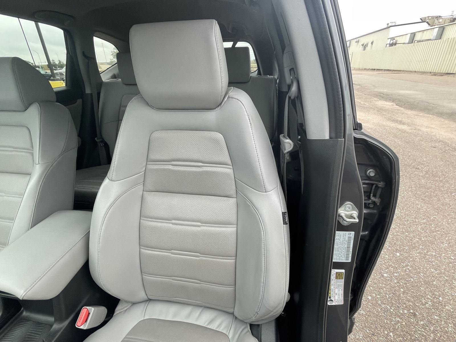 Pre-Owned 2017 Honda CR-V for sale in Grand Island NE