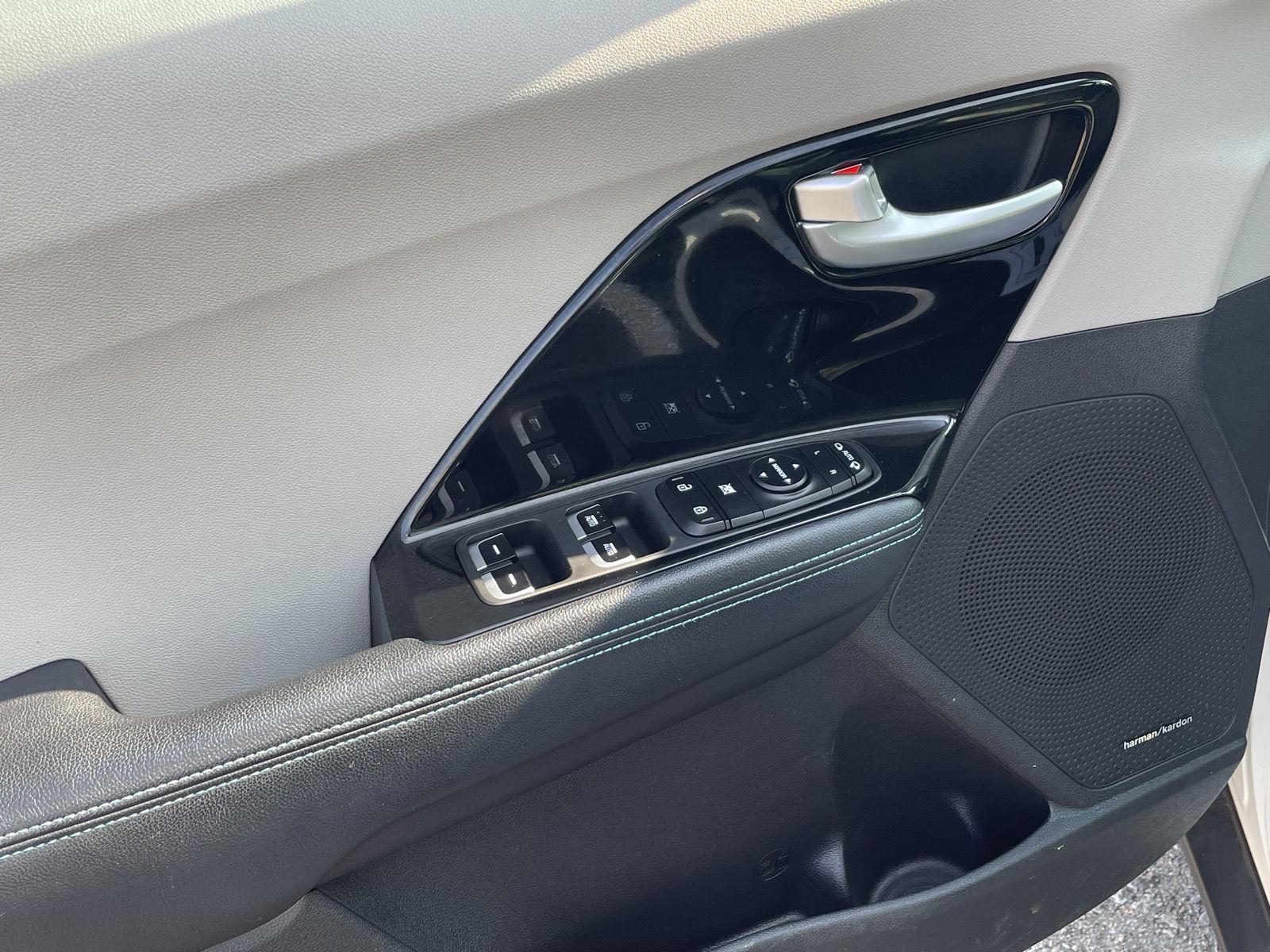 Used 2022 Kia Niro EX Premium SUV/Crossover for sale in Grand Island NE