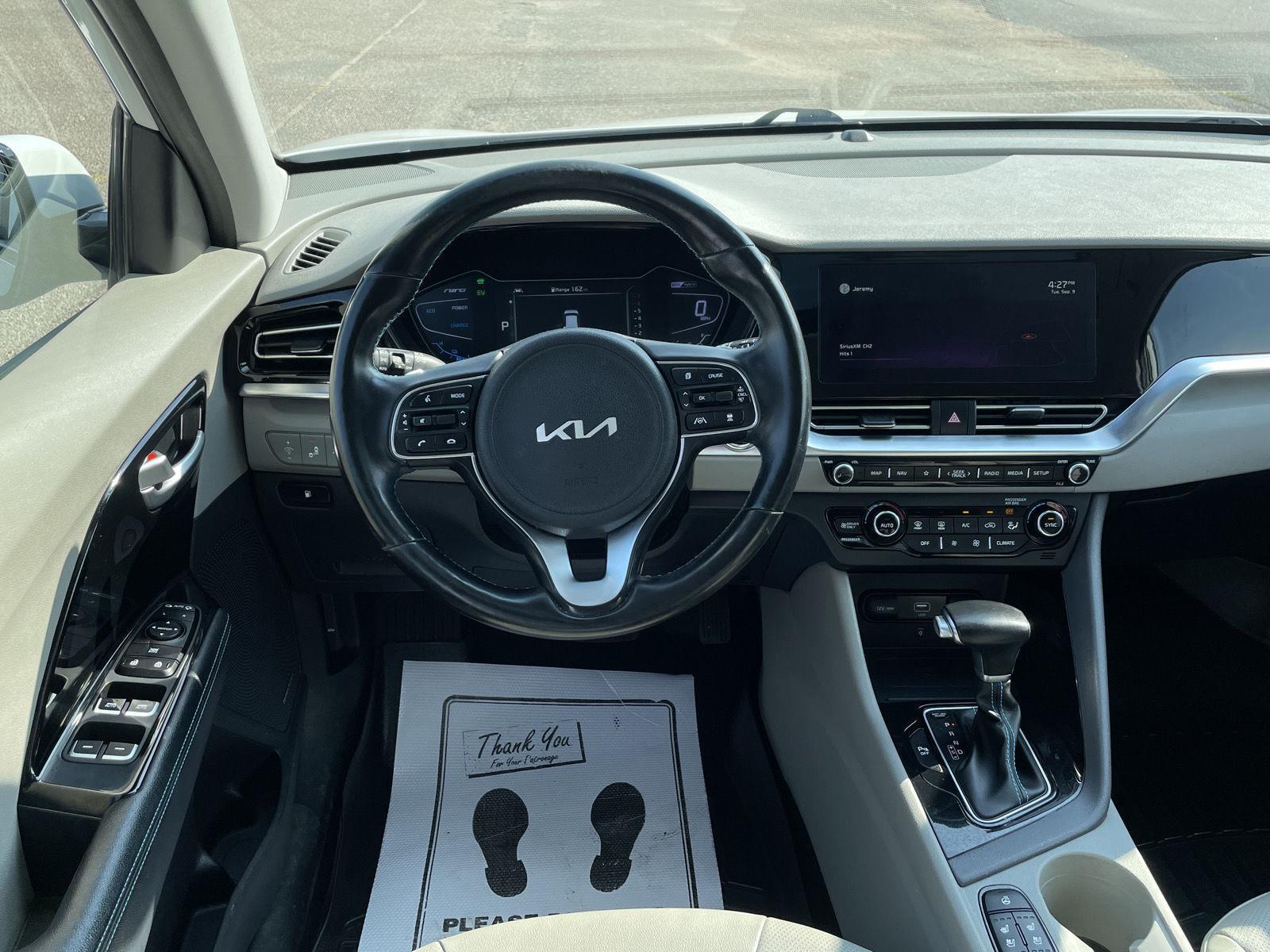 Used 2022 Kia Niro EX Premium SUV/Crossover for sale in Grand Island NE