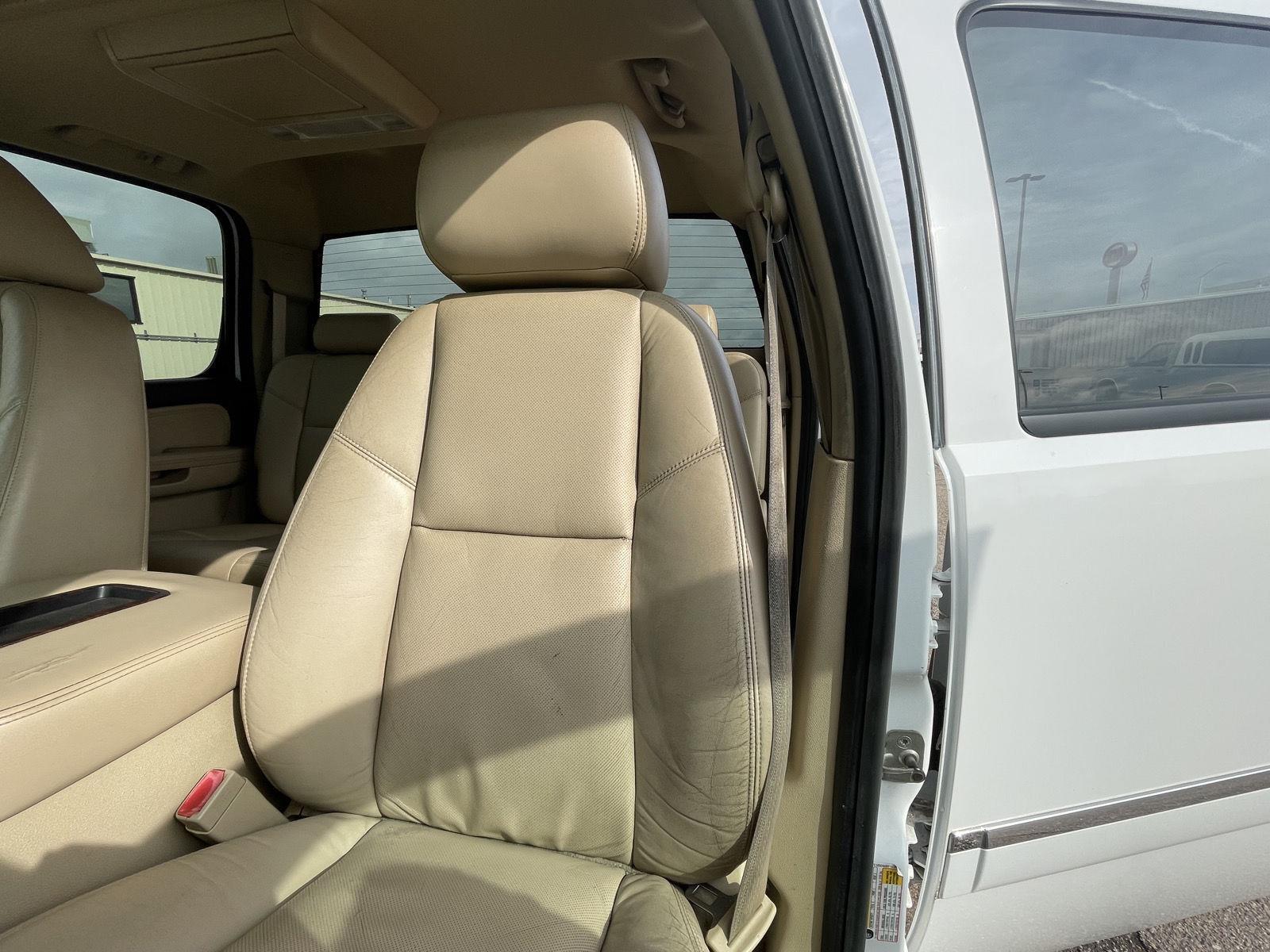 Used 2011 GMC Sierra 2500HD Denali Crew Cab Truck for sale in Grand Island NE