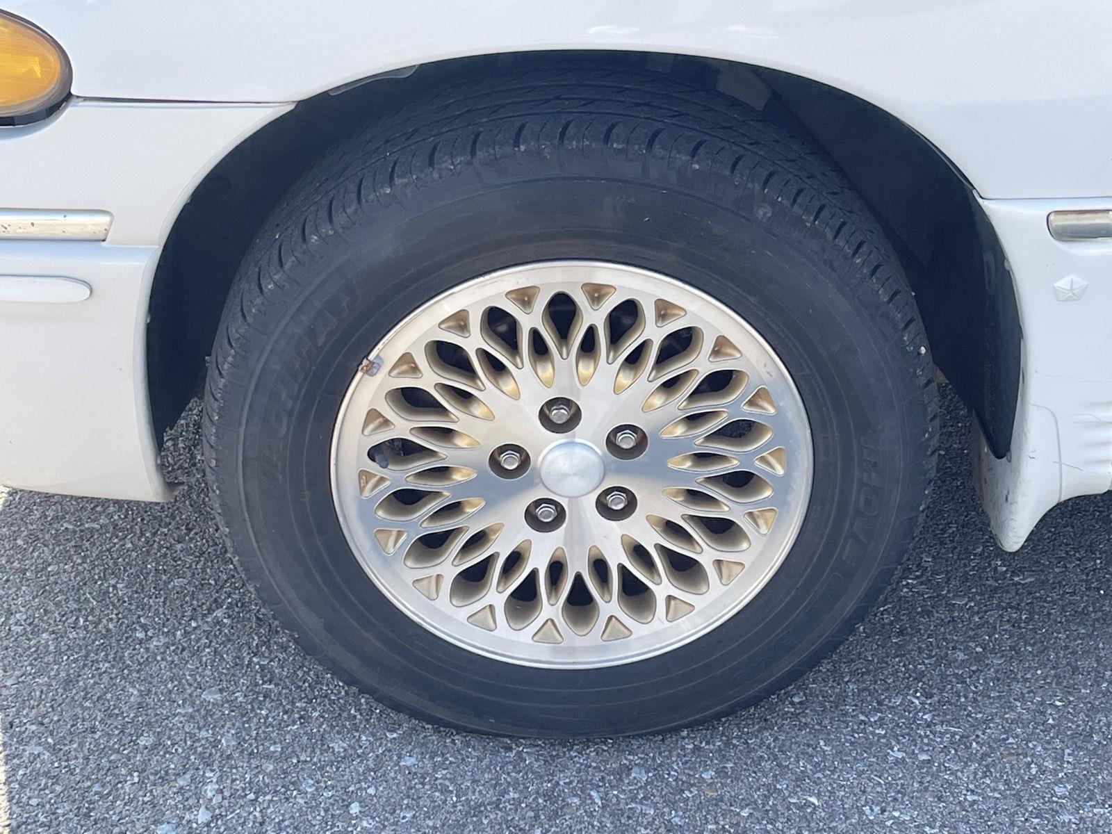 Used 1996 Chrysler Town and Country for sale in Grand Island NE