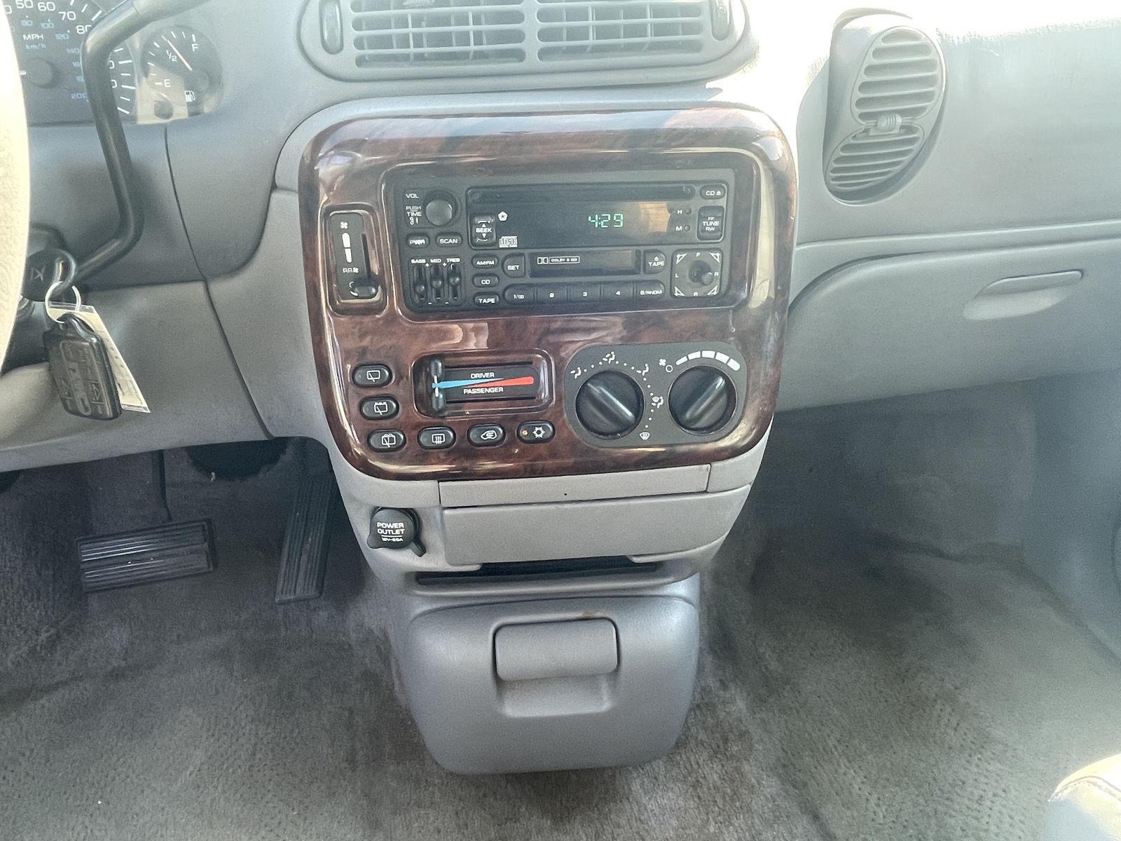 Pre-Owned 1996 Chrysler Town and Country for sale in Grand Island NE