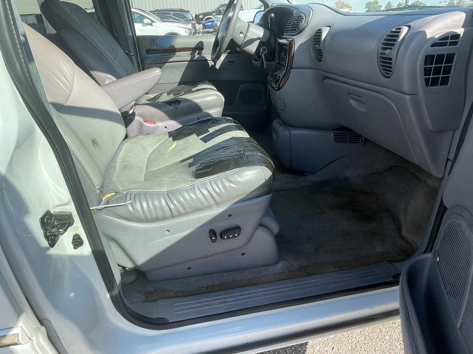 Pre-Owned 1996 Chrysler Town and Country for sale in Grand Island NE