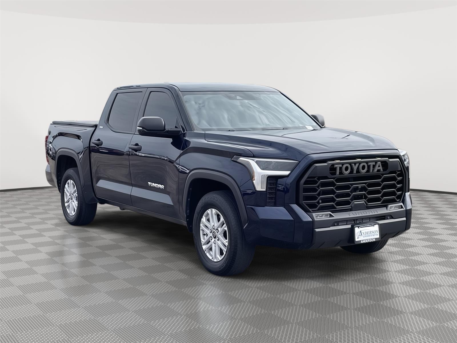 Used 2022 Toyota Tundra SR5 Crew Cab Truck for sale in Grand Island NE