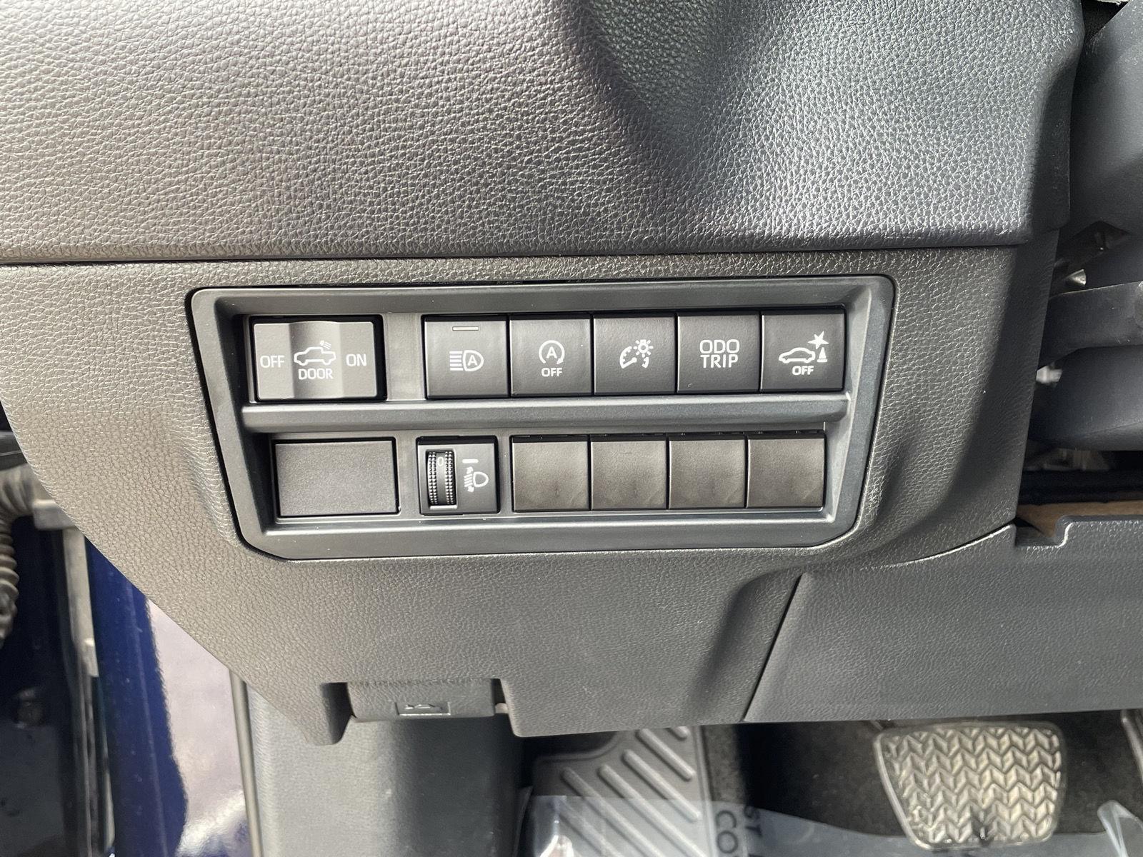 Used 2022 Toyota Tundra SR5 Crew Cab Truck for sale in Grand Island NE