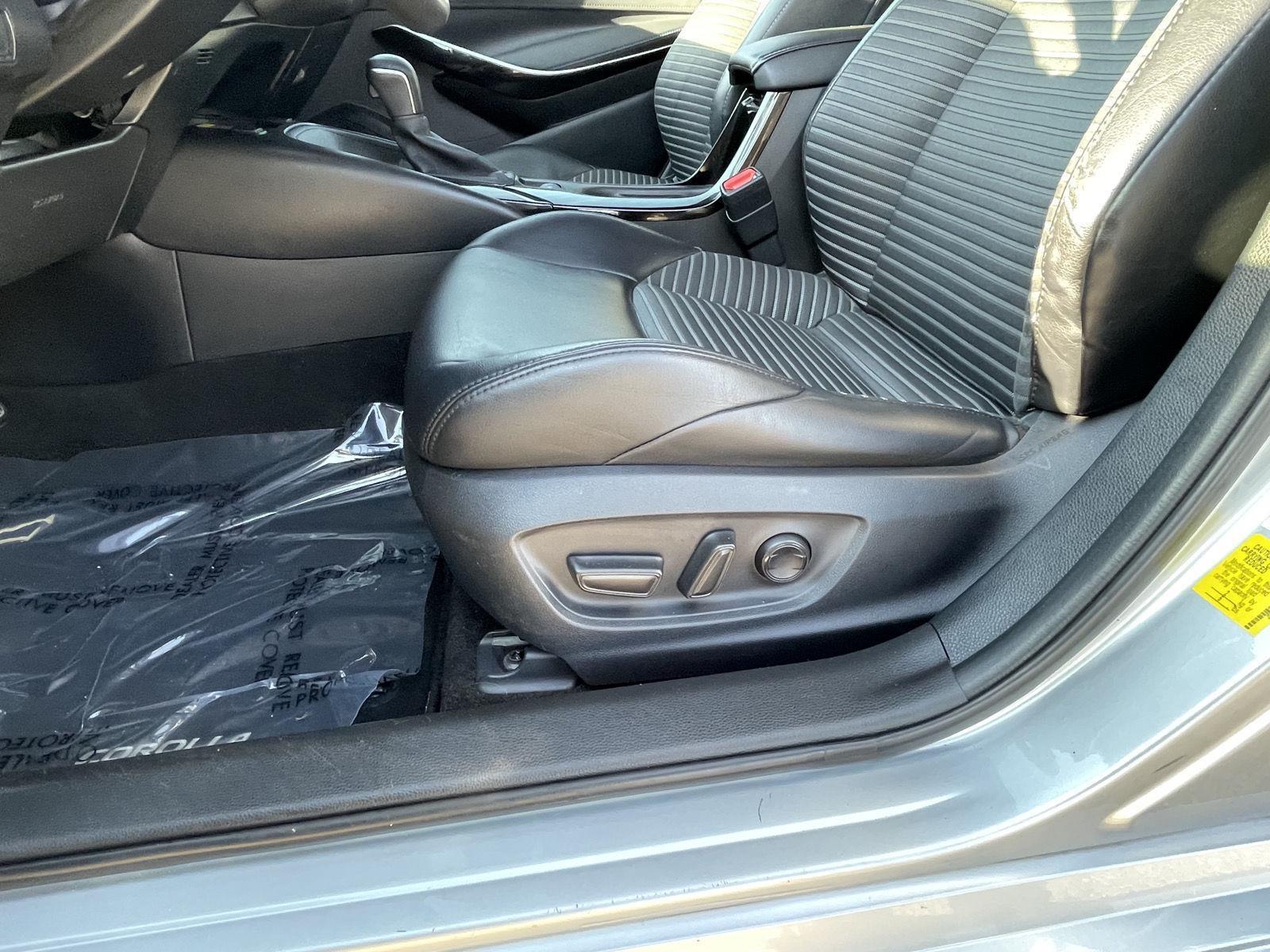 Used 2020 Toyota Corolla XSE Sedan for sale in Grand Island NE