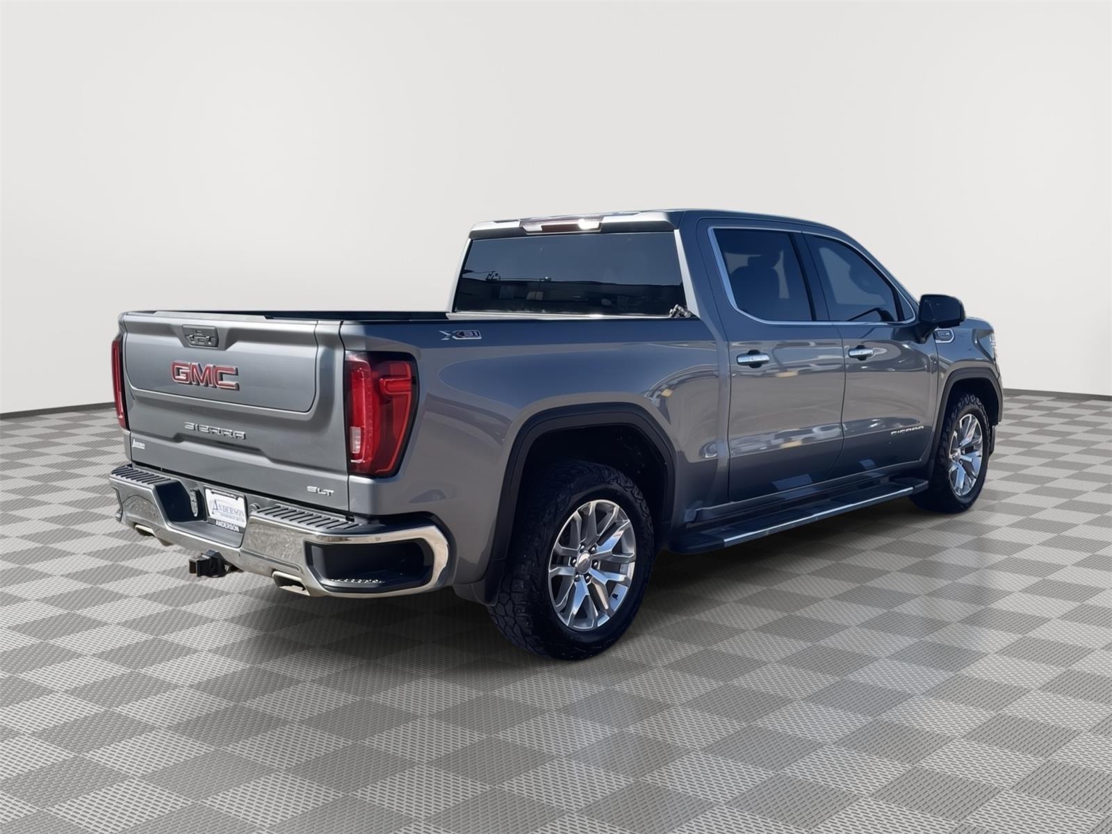 Used 2021 GMC Sierra 1500 SLT Crew Cab Truck for sale in Grand Island NE