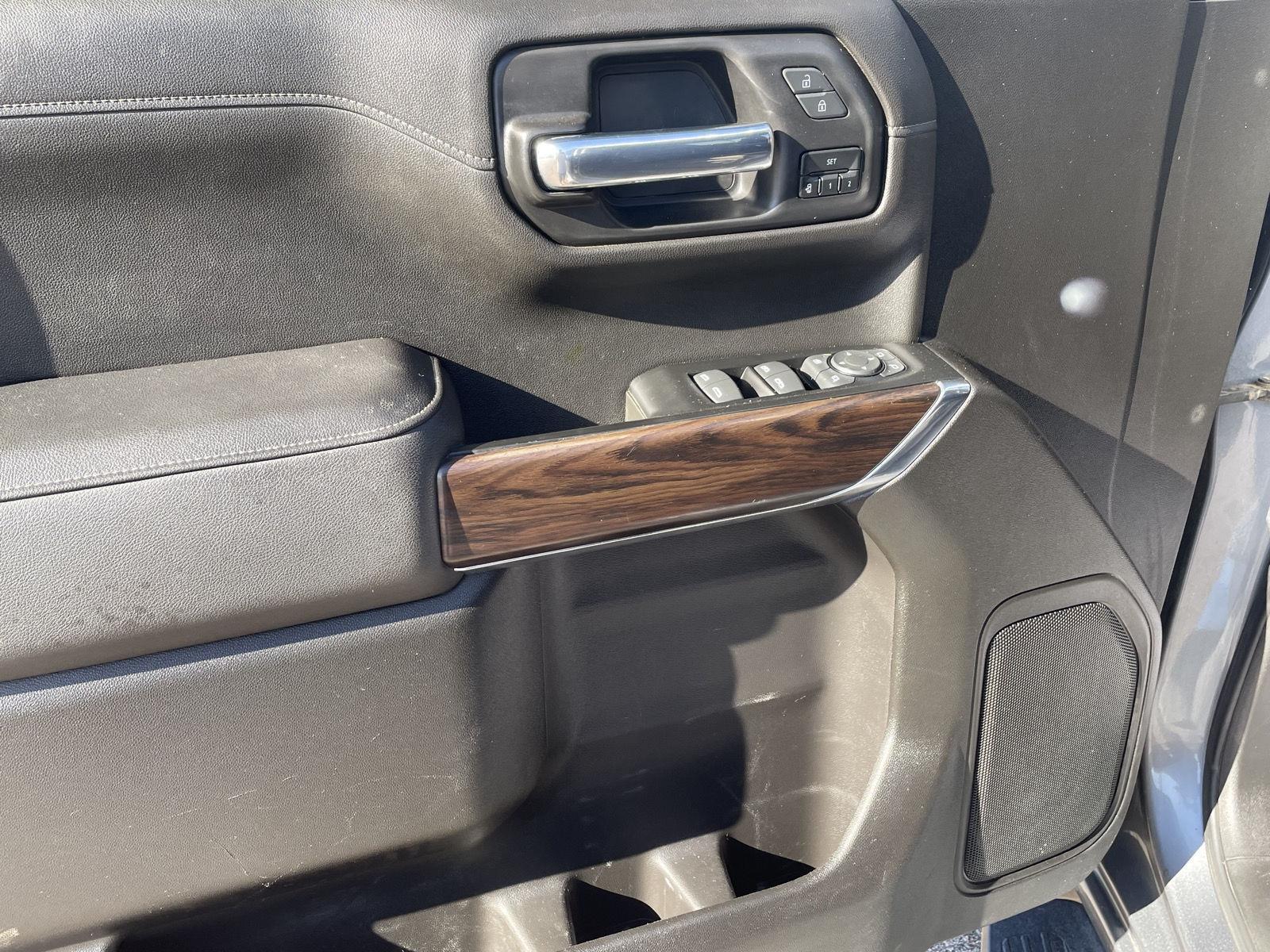 Used 2021 GMC Sierra 1500 SLT Crew Cab Truck for sale in Grand Island NE