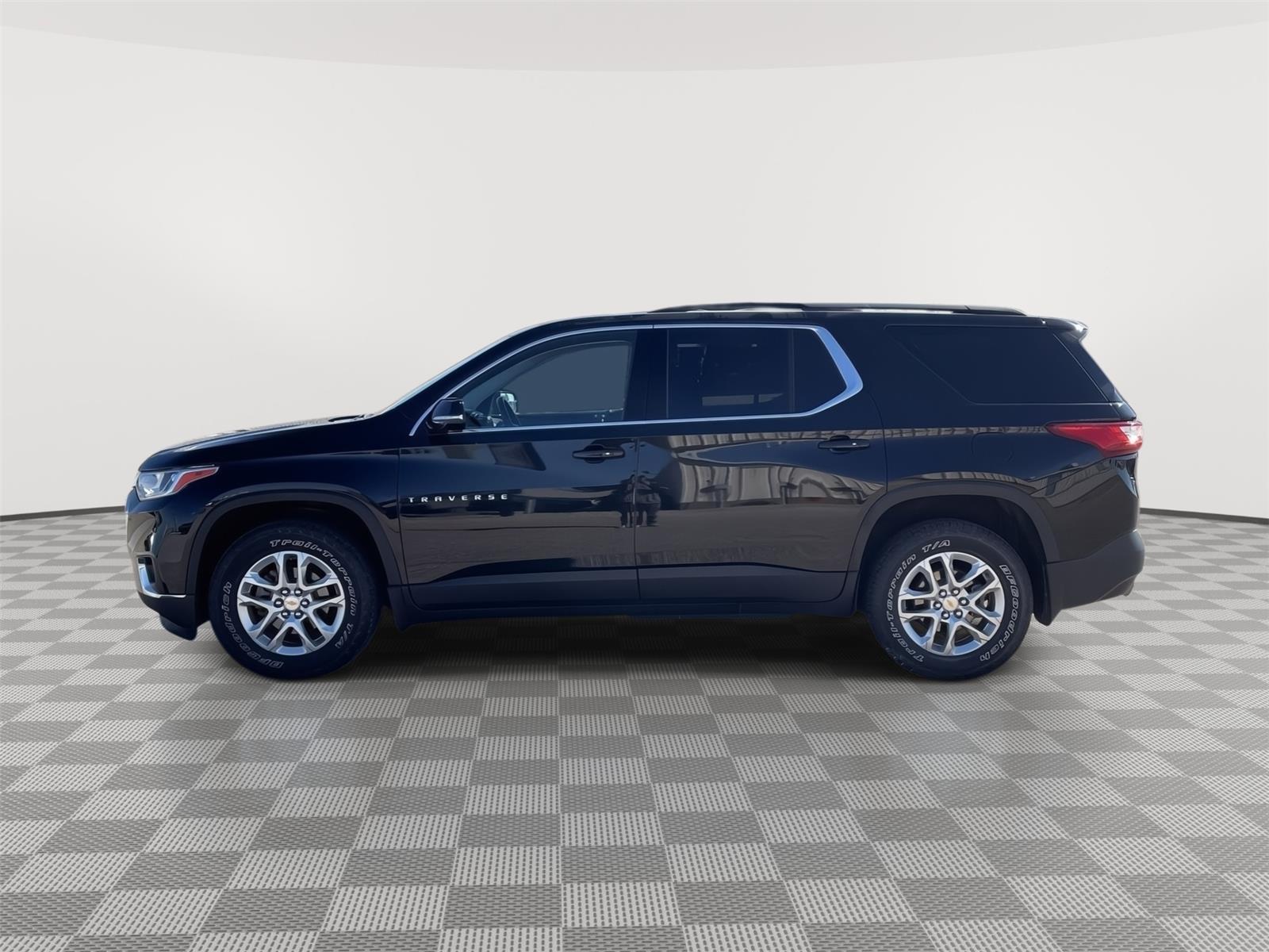 Used 2020 Chevrolet Traverse LT Cloth SUV/Crossover for sale in Grand Island NE