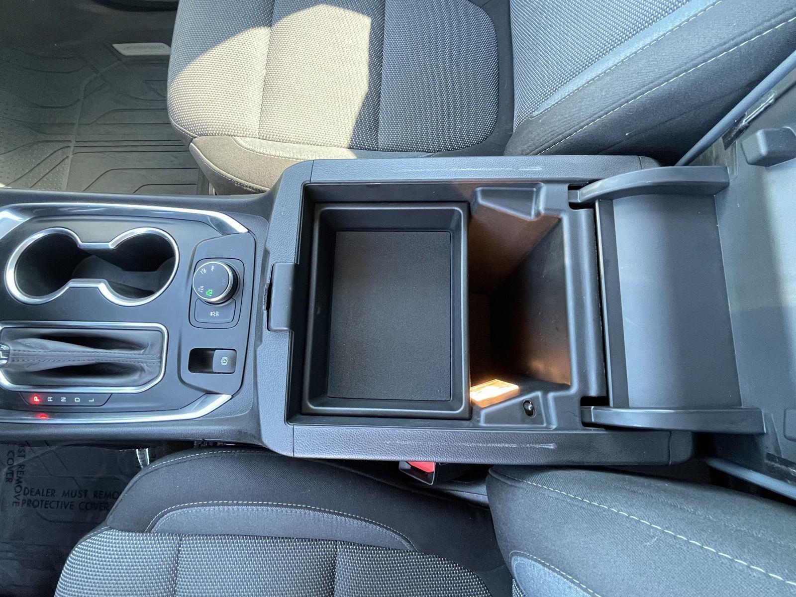 Used 2020 Chevrolet Traverse LT Cloth SUV/Crossover for sale in Grand Island NE