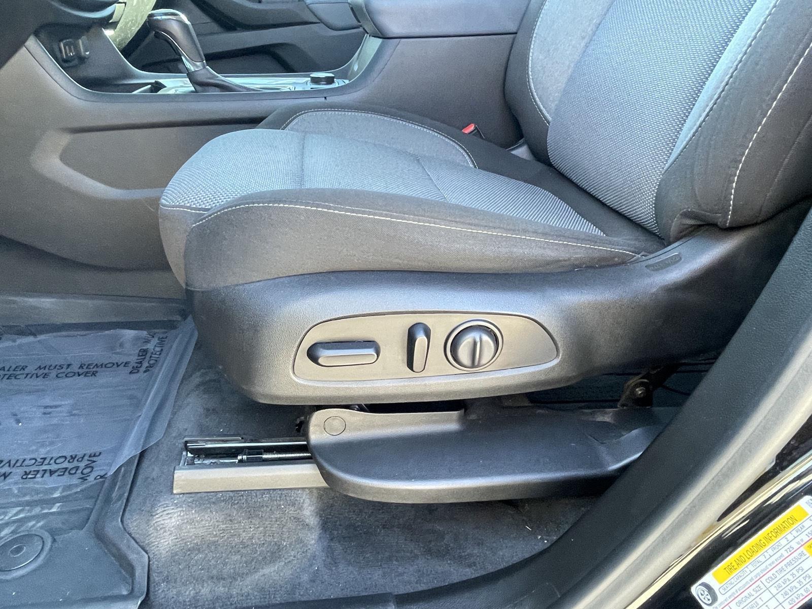 Used 2020 Chevrolet Traverse LT Cloth SUV/Crossover for sale in Grand Island NE