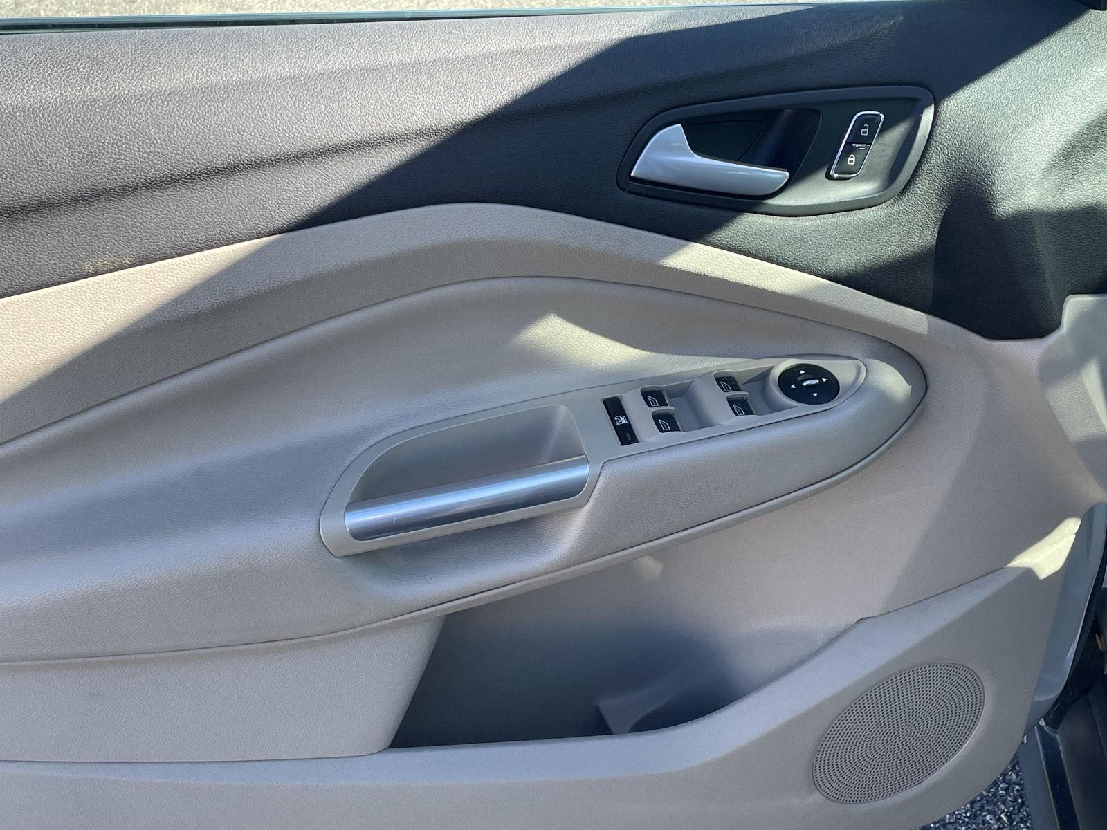 Used 2015 Ford C-Max Hybrid SEL Hatchback for sale in Grand Island NE