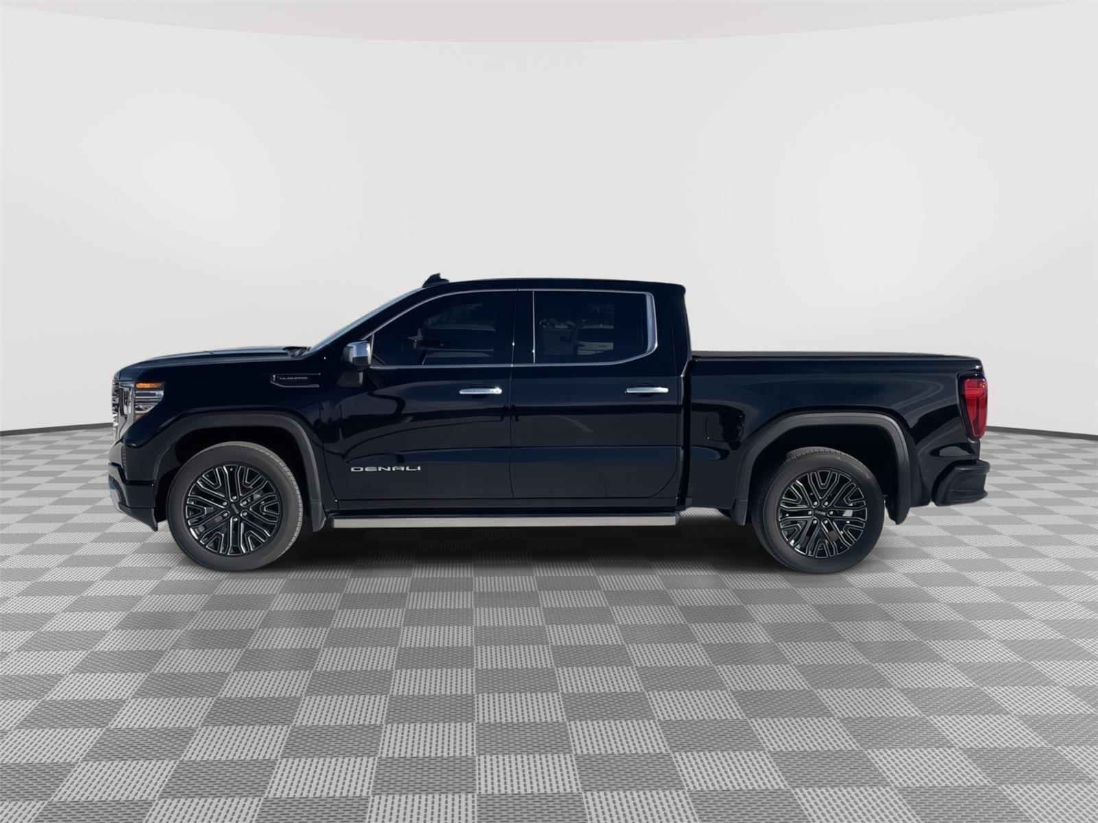 Used 2022 GMC Sierra 1500 Denali Ultimate Crew Cab Truck for sale in Grand Island NE