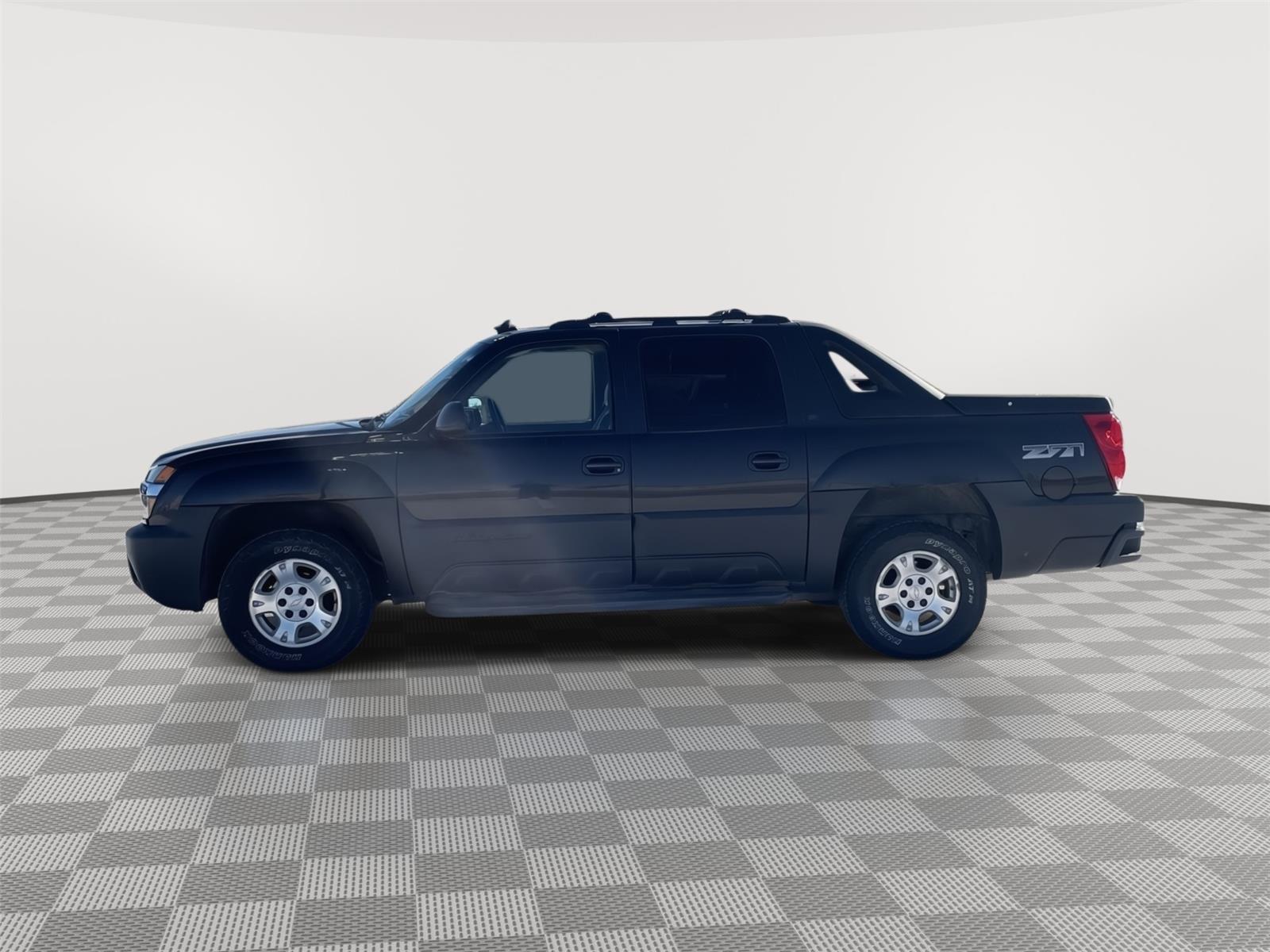 Used 2006 Chevrolet Avalanche 1500 Z71 Crew Cab Truck for sale in Grand Island NE