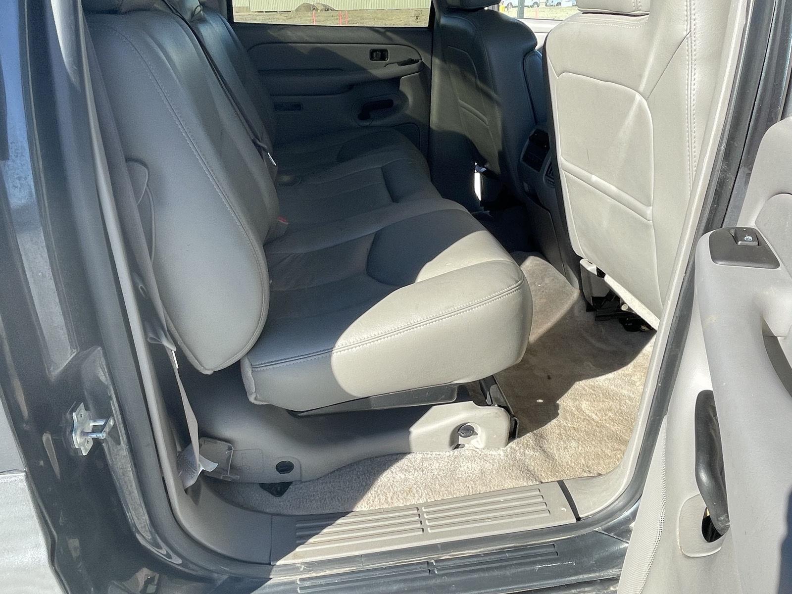 Used 2006 Chevrolet Avalanche 1500 Z71 Crew Cab Truck for sale in Grand Island NE