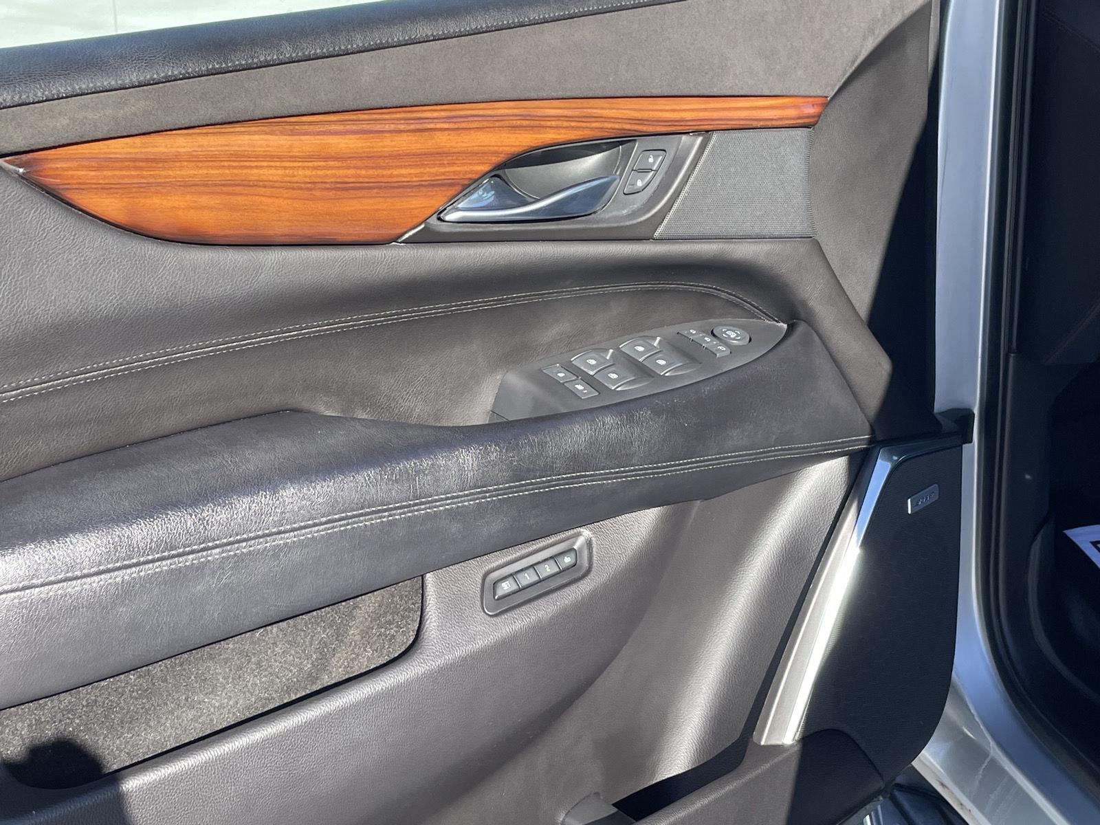 Used 2015 Cadillac Escalade ESV Premium SUV/Crossover for sale in Grand Island NE