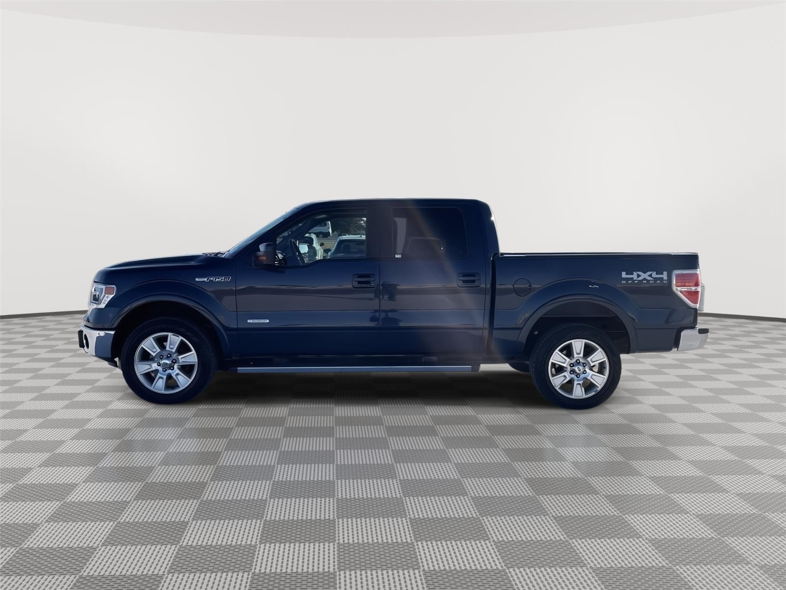 Used 2013 Ford F-150 Lariat Crew Cab Truck for sale in Grand Island NE