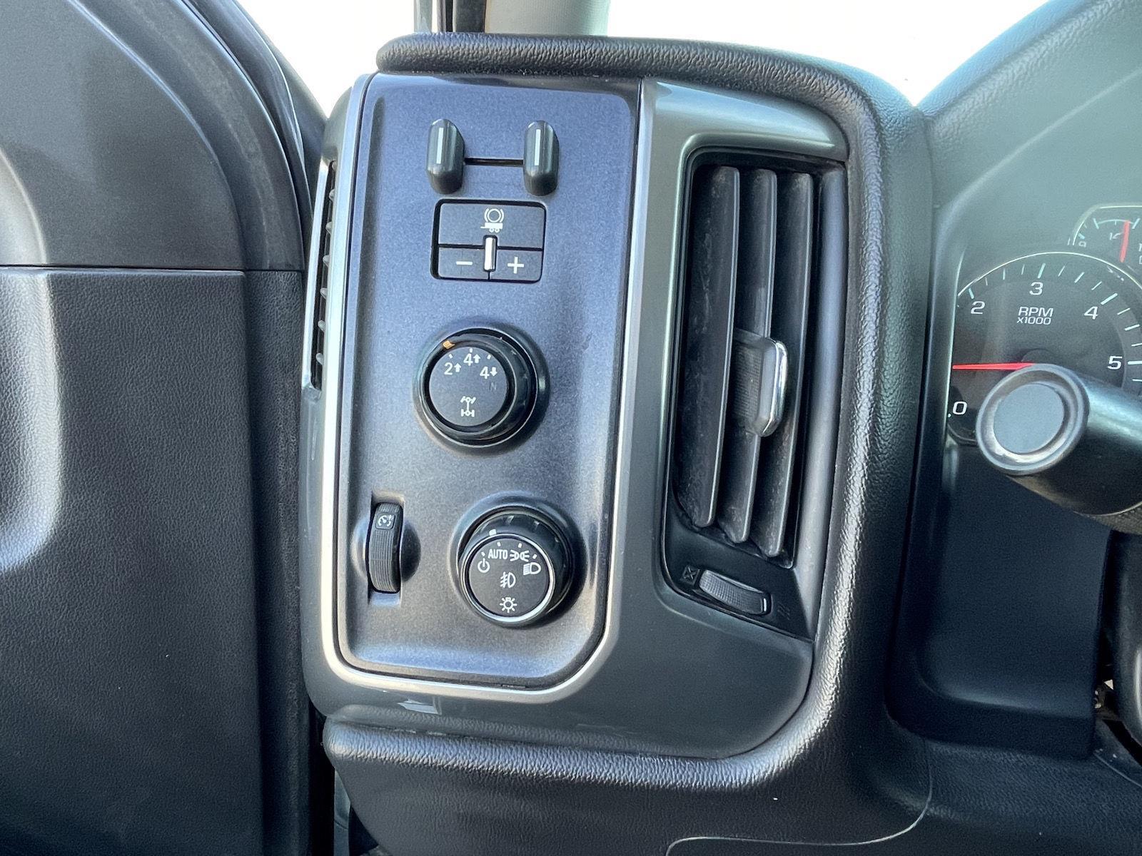 Used 2015 Chevrolet Silverado 2500HD LT Crew Cab Truck for sale in Grand Island NE