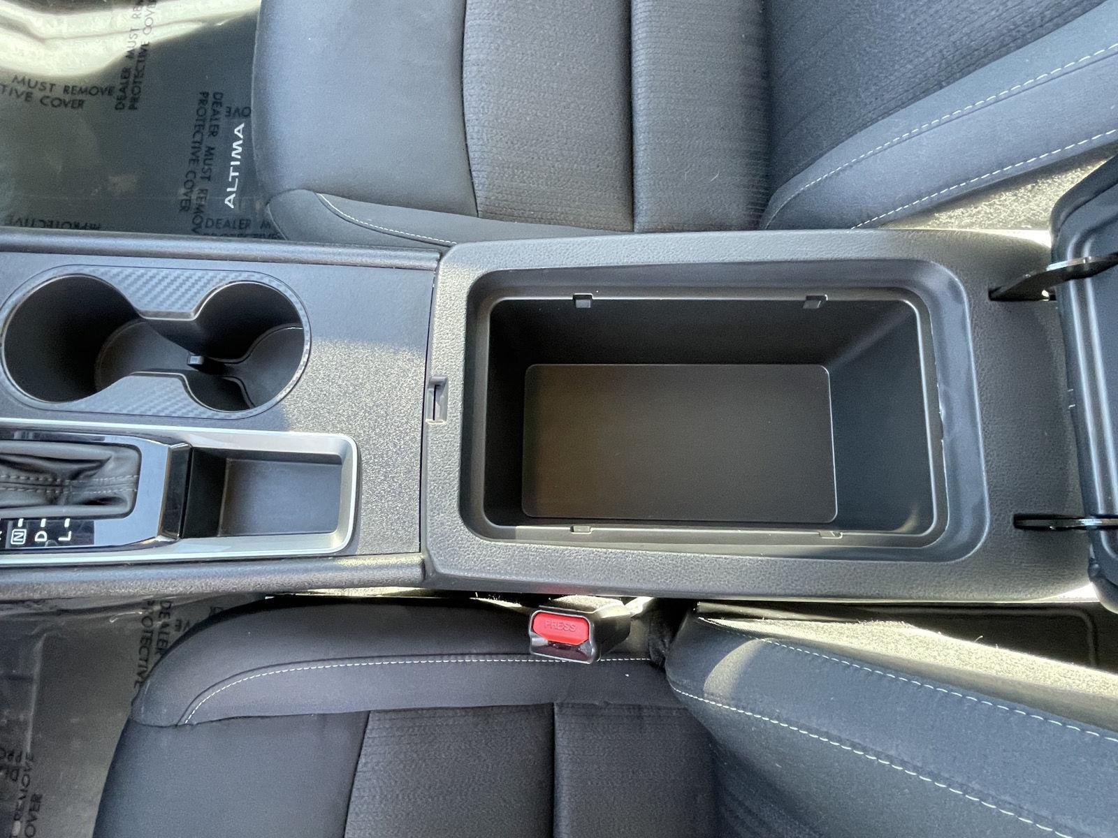 Used 2025 Nissan Altima SV Sedan for sale in Grand Island NE