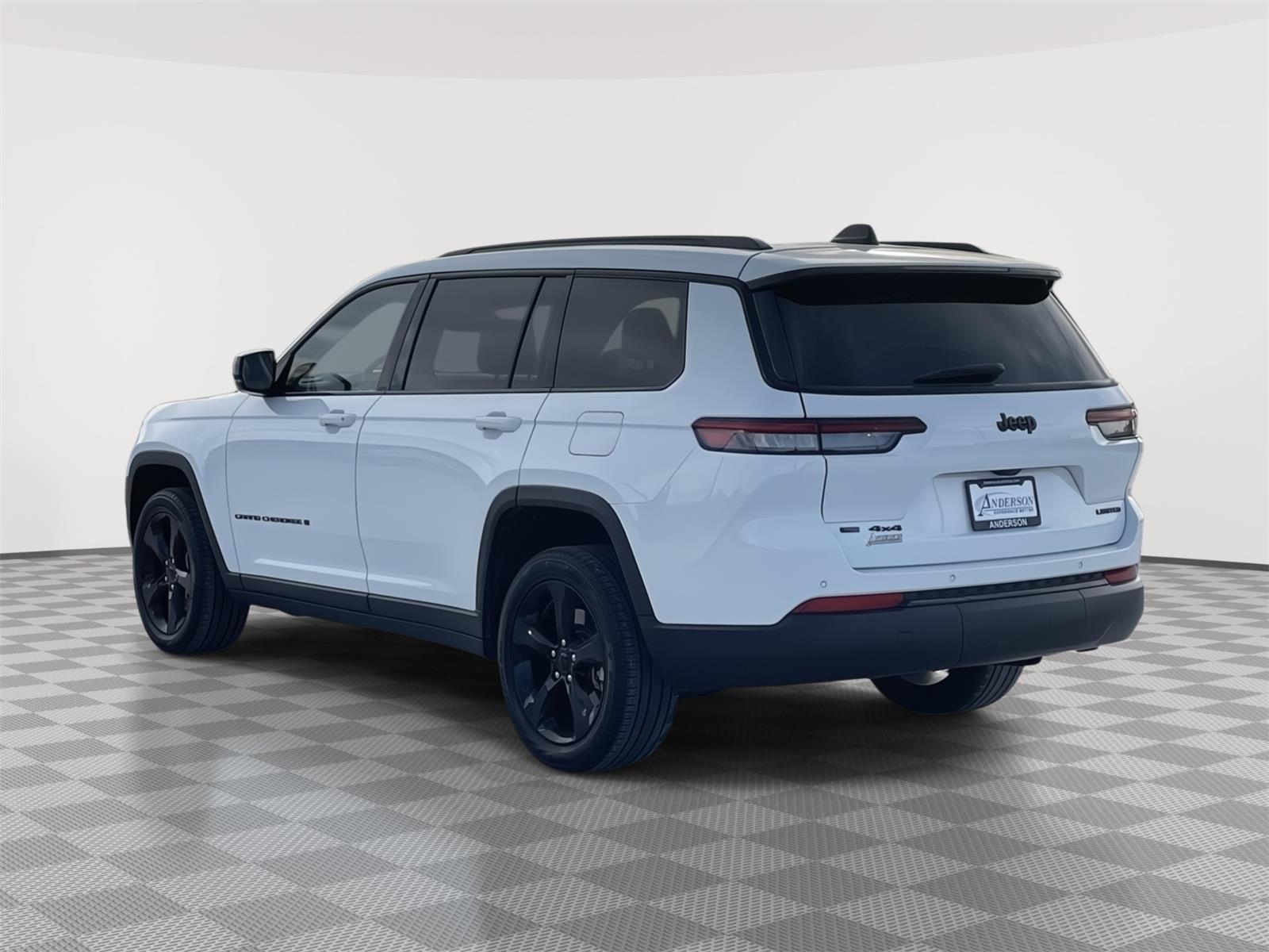 Used 2023 Jeep Grand Cherokee L for sale in Grand Island NE