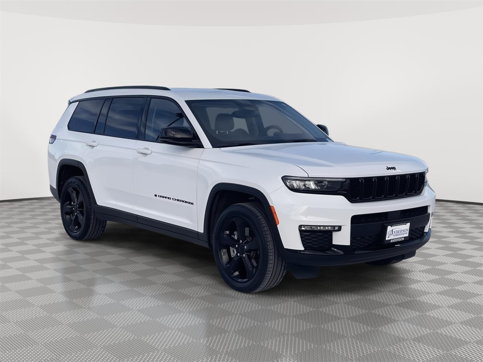 Used 2023 Jeep Grand Cherokee L for sale in Grand Island NE